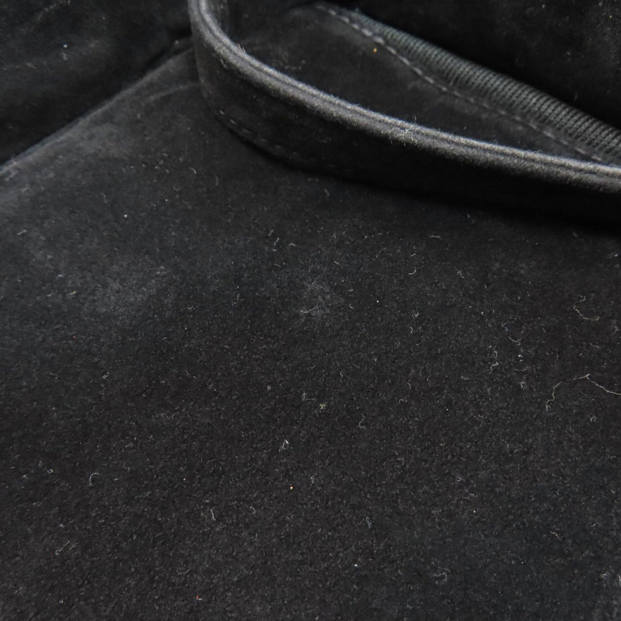 Chanel Black Patent Leather Handbag (Pre-Owned)