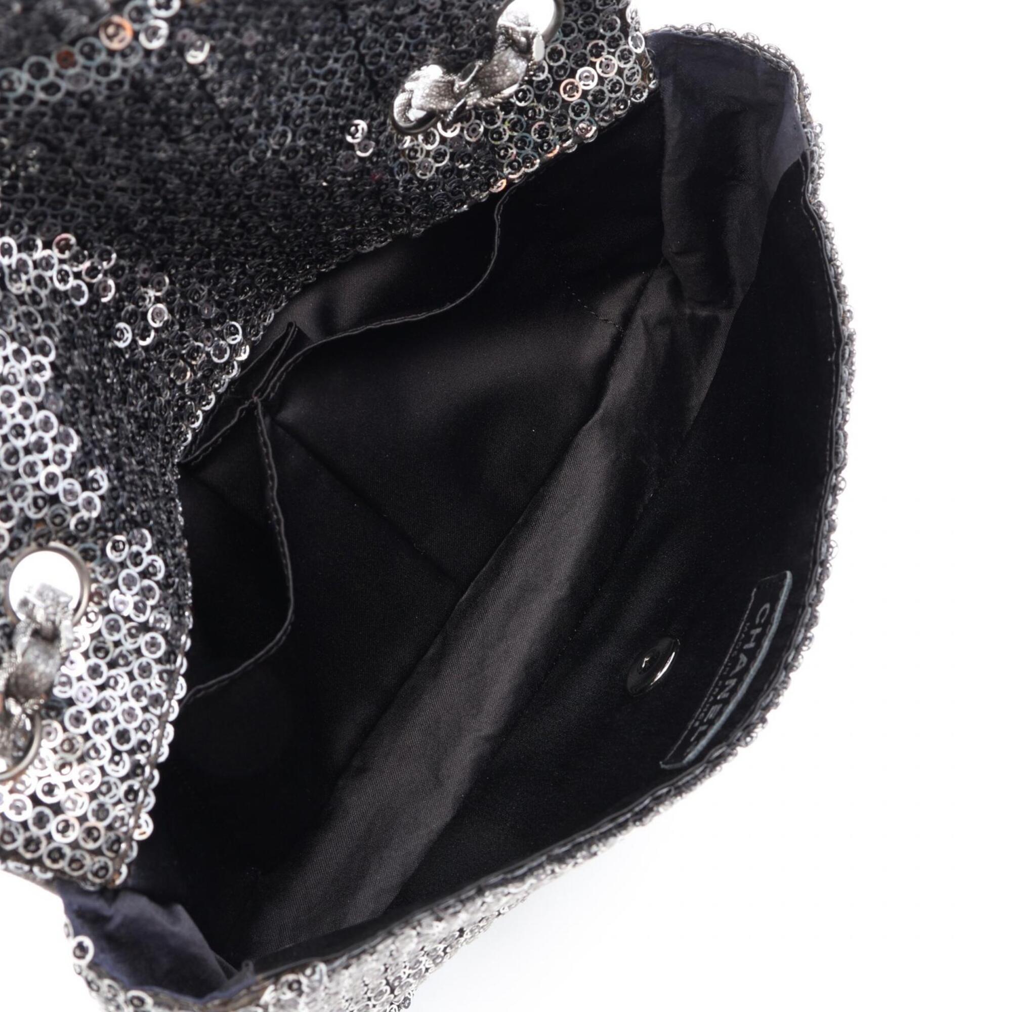 Chanel Silver Leather Spangles Handbag Shoulder Bag (Pre-Owned)