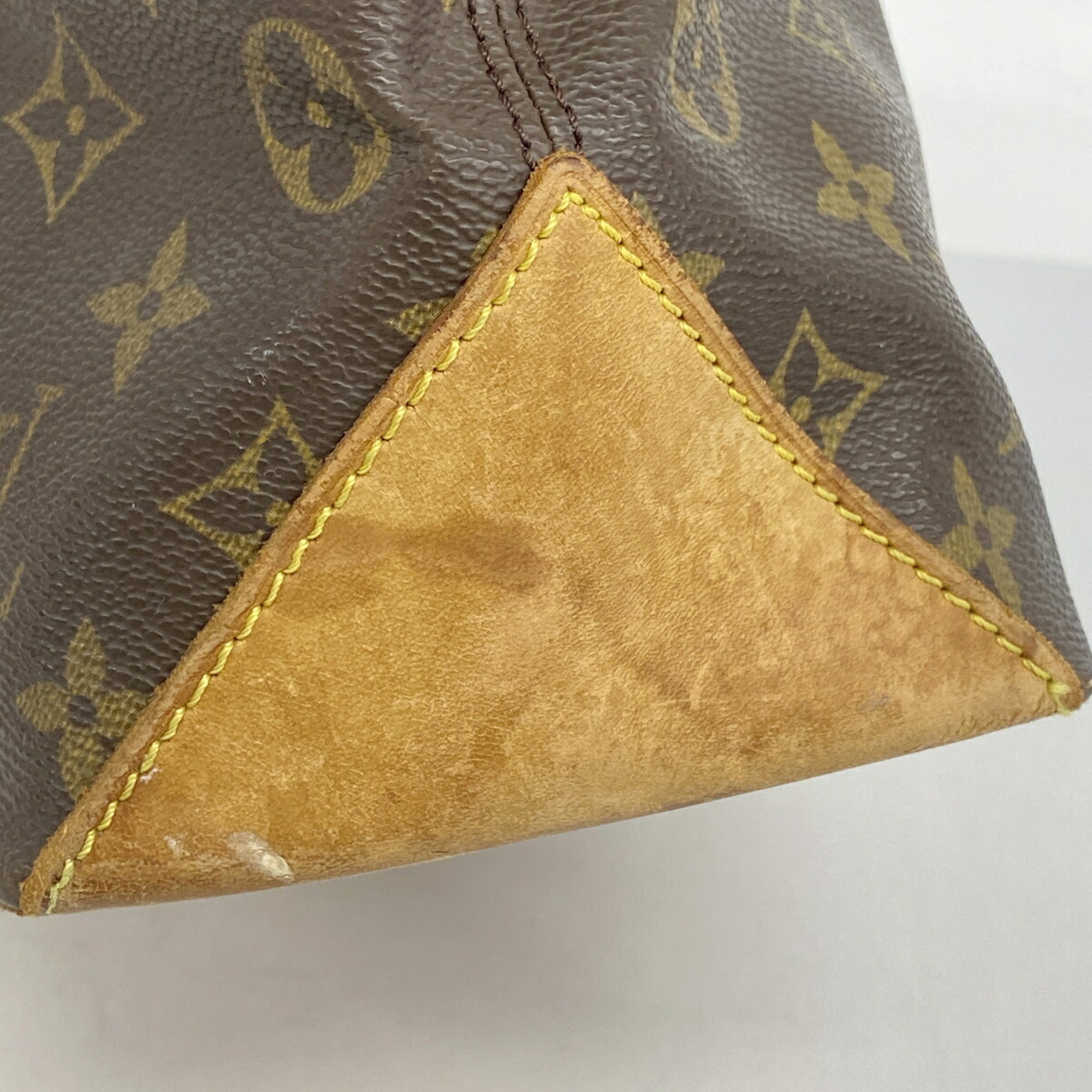 Louis Vuitton Brown Tote Bag (Pre-Owned)