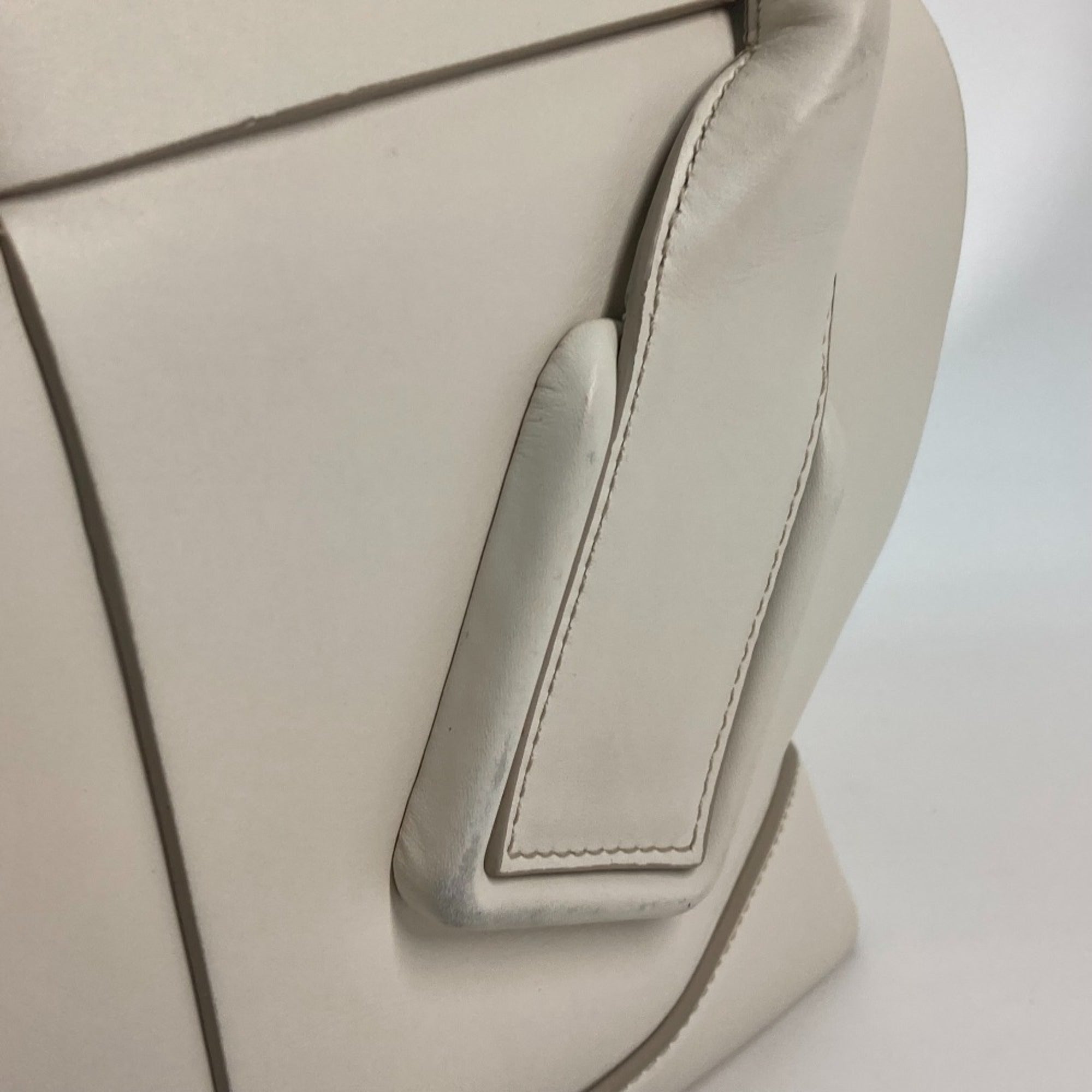 Bottega Veneta White Leather Tote Bag (Pre-Owned)