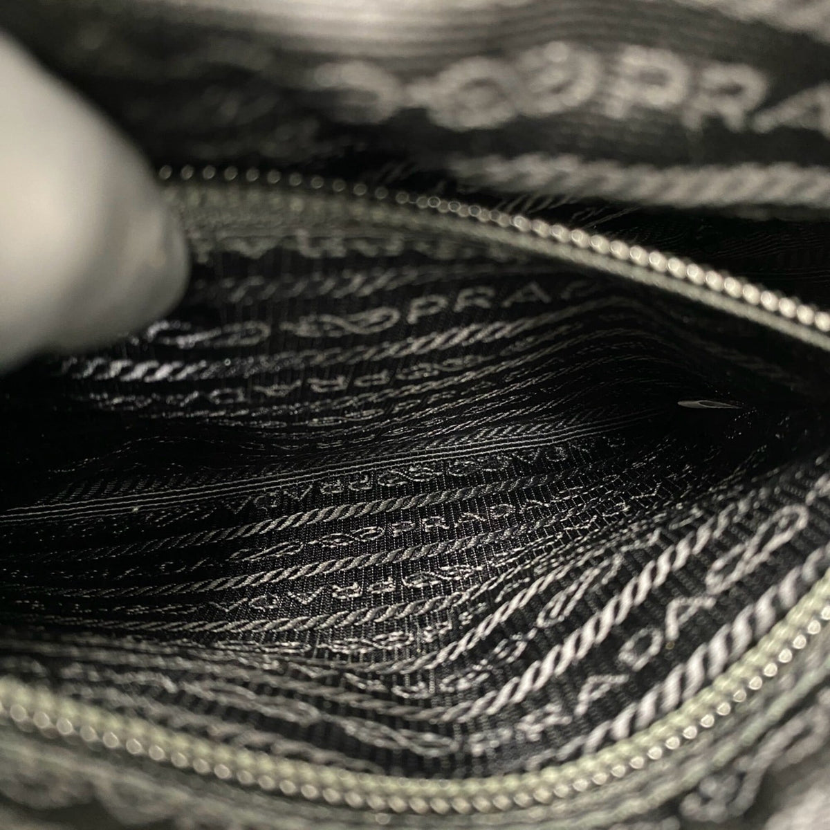 Prada Black Nylon Leather Pochette Shoulder Bag (Pre-Owned)
