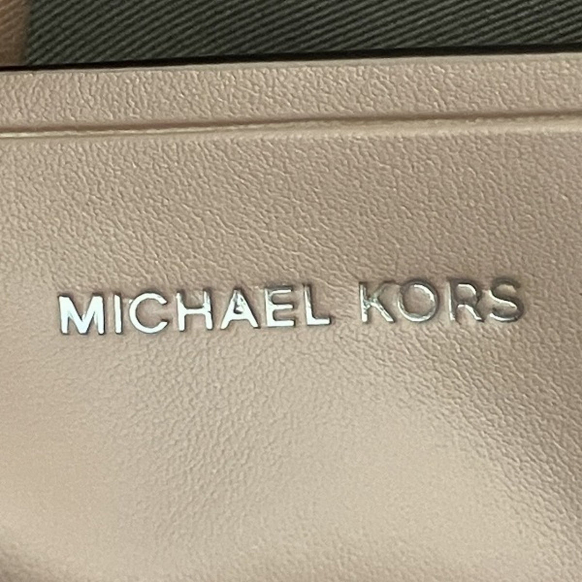 Michael Kors Smoke Pink Leather Handbag Shoulder Bag (Pre-Owned)