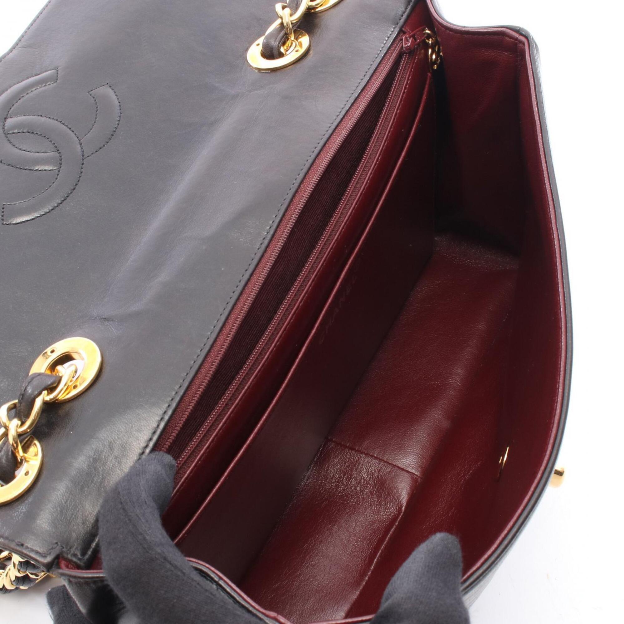 Chanel Black Leather Handbag Shoulder Bag (Pre-Owned)