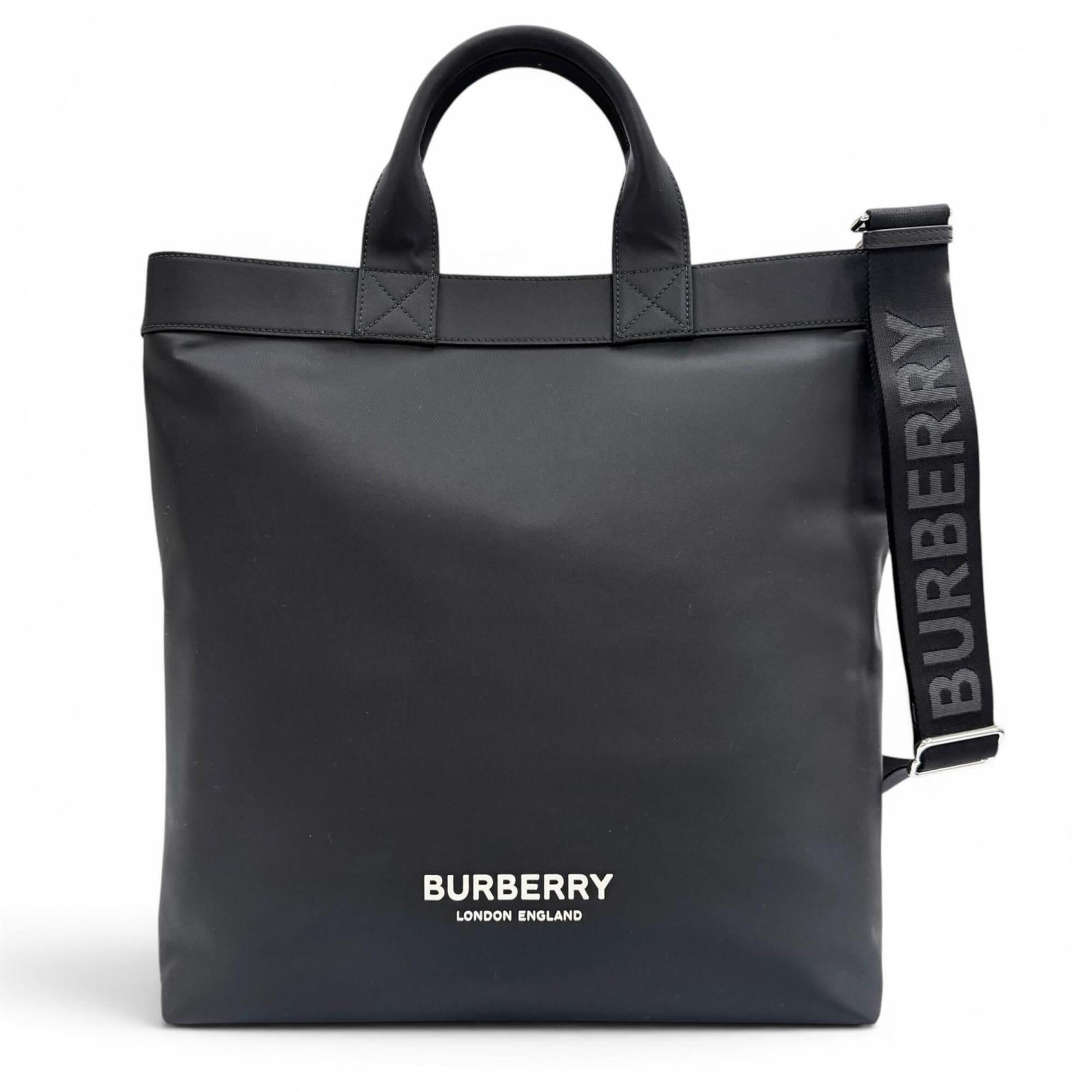 Burberry Black Nylon Tote Bag (Pre-Owned)