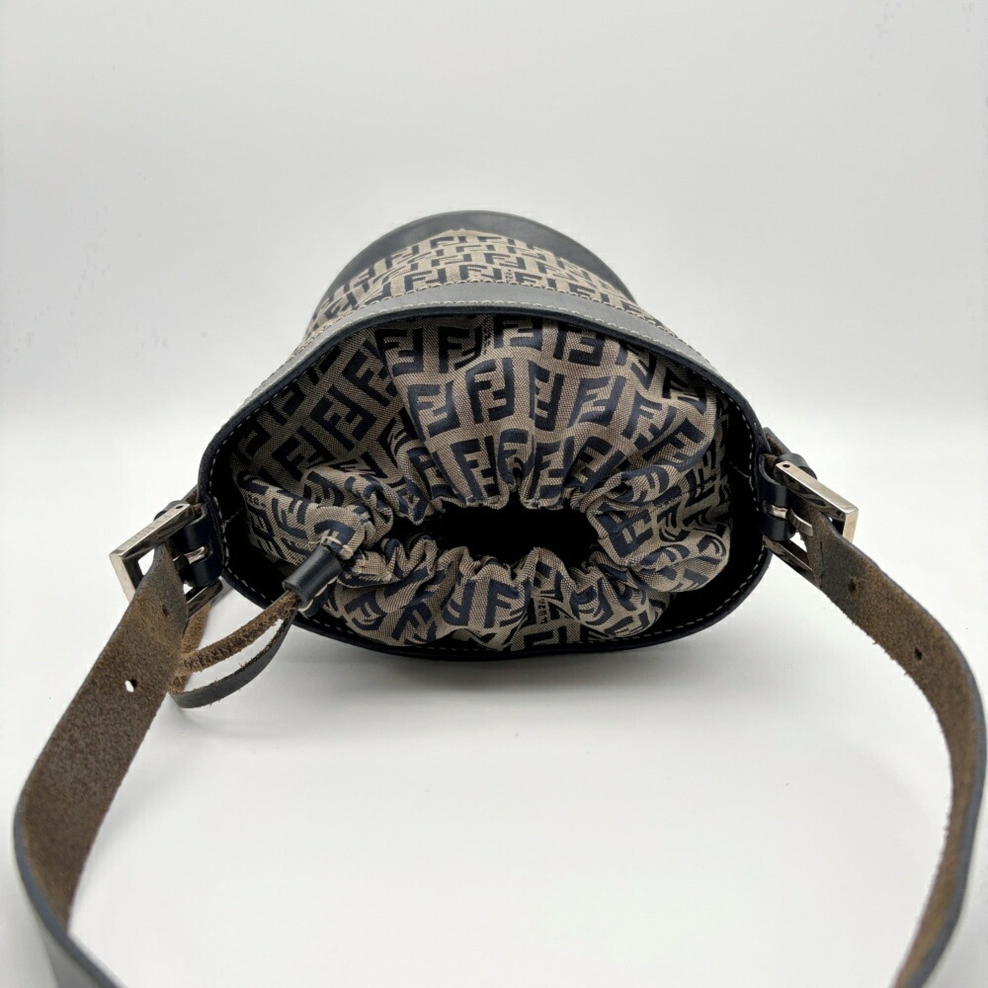 Fendi Zucca Navy Canvas Leather Shoulder Bag (Pre-Owned)