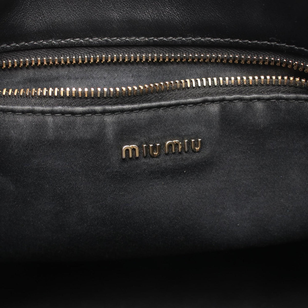 Miu Miu Black Leather Handbag Pouch (Pre-Owned)