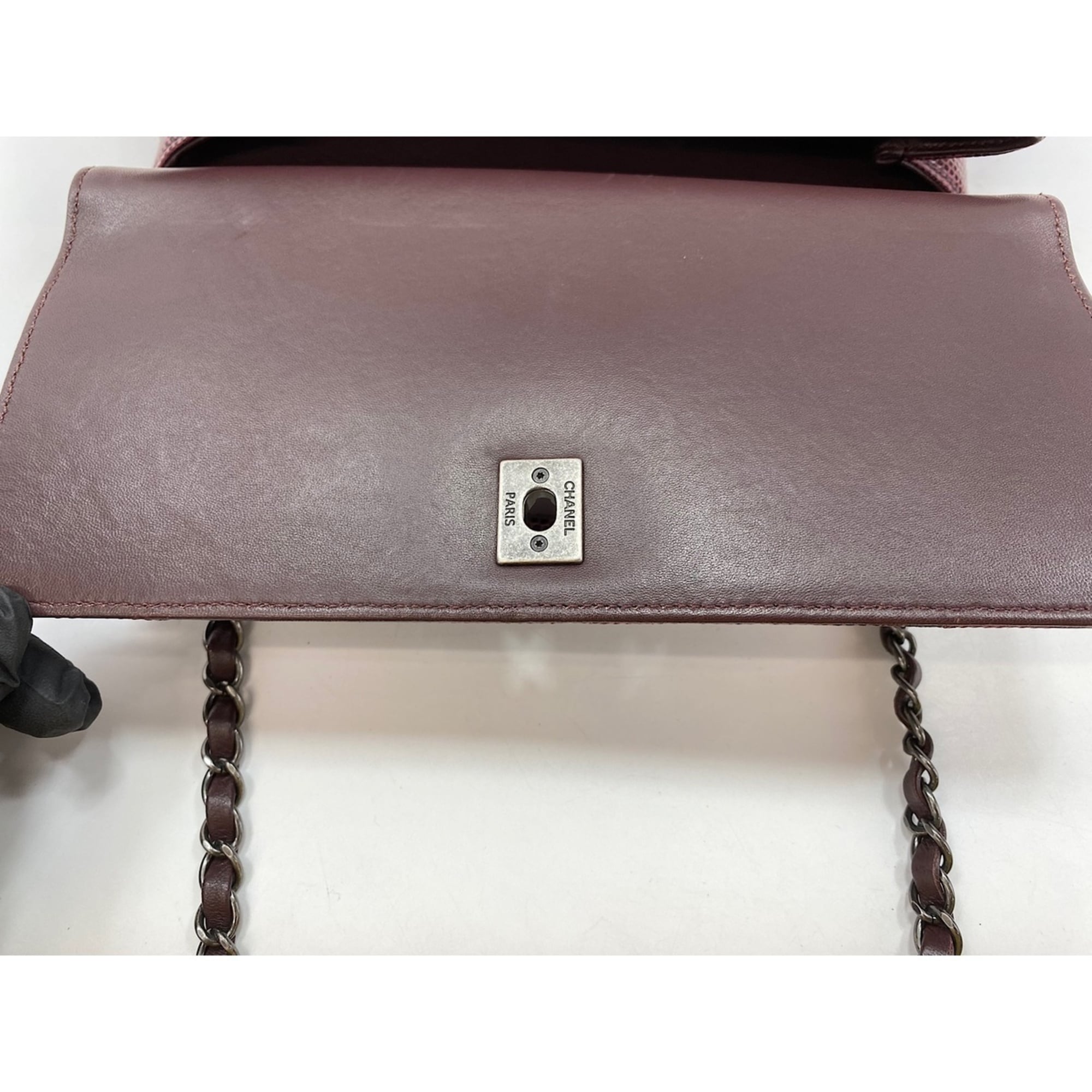 Chanel Red Color Wine Shoulder Bag (Pre-Owned)