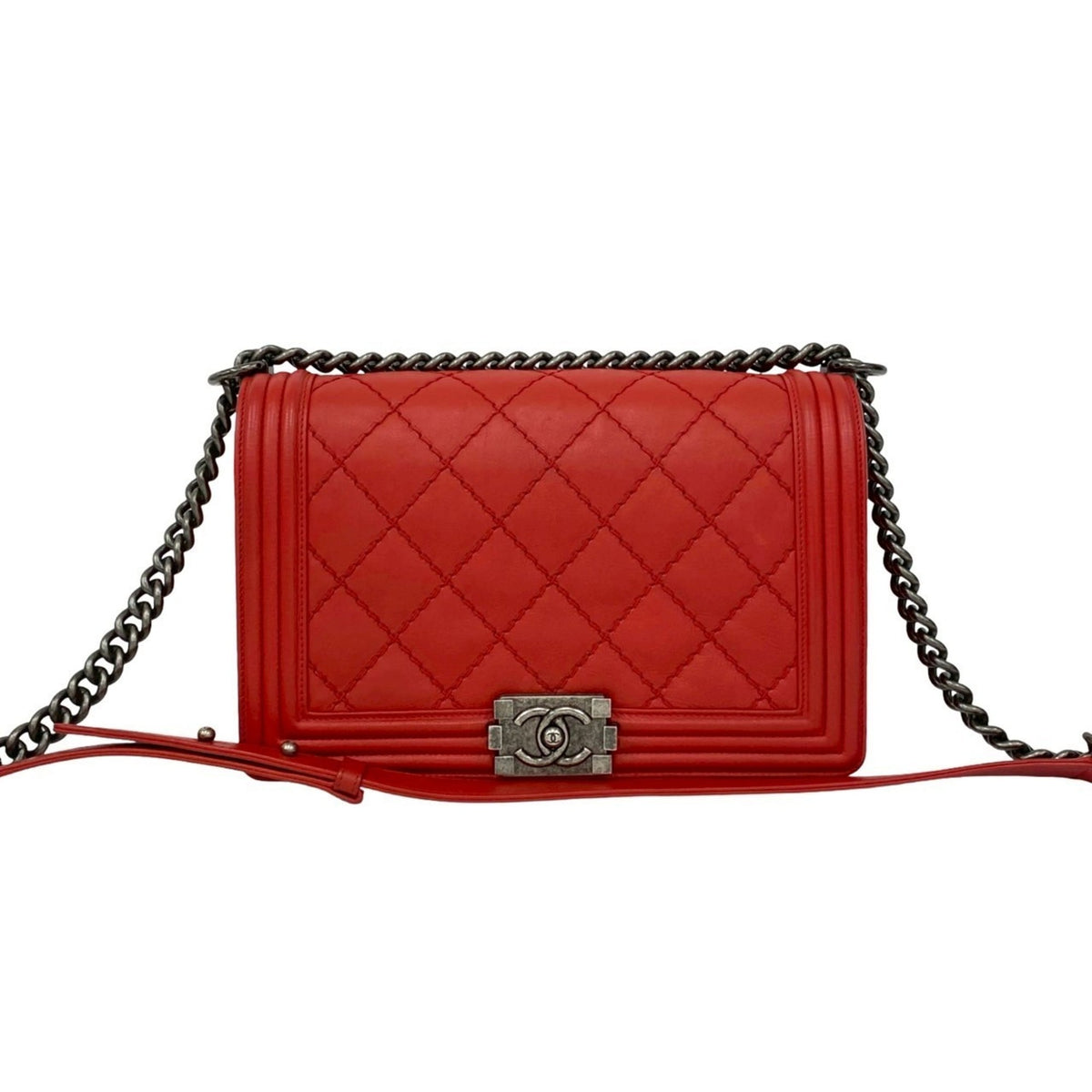 Chanel Red Color Leather Shoulder Bag (Pre-Owned)