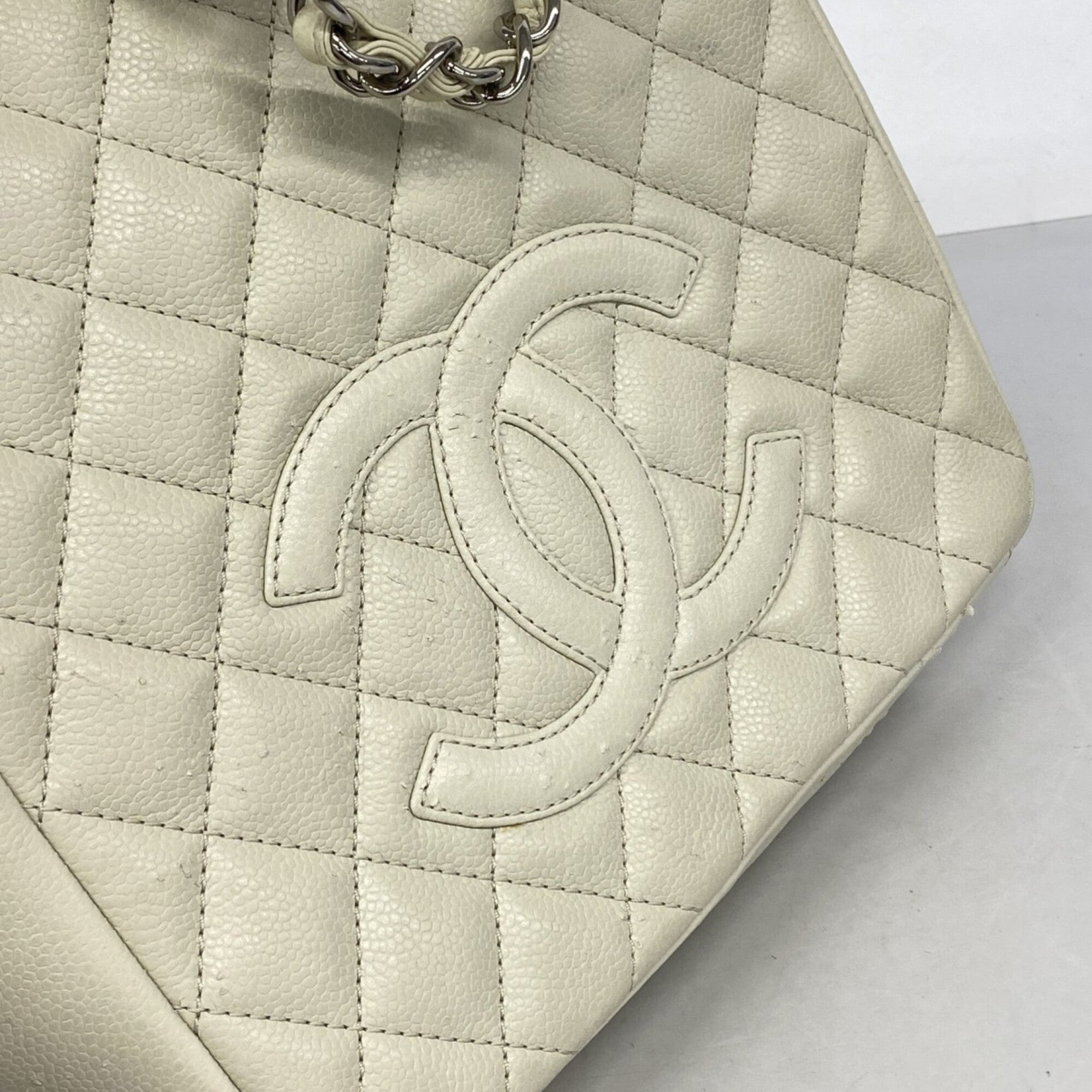 Chanel Ivory Grained Calfskin Tote Bag (Pre-Owned)