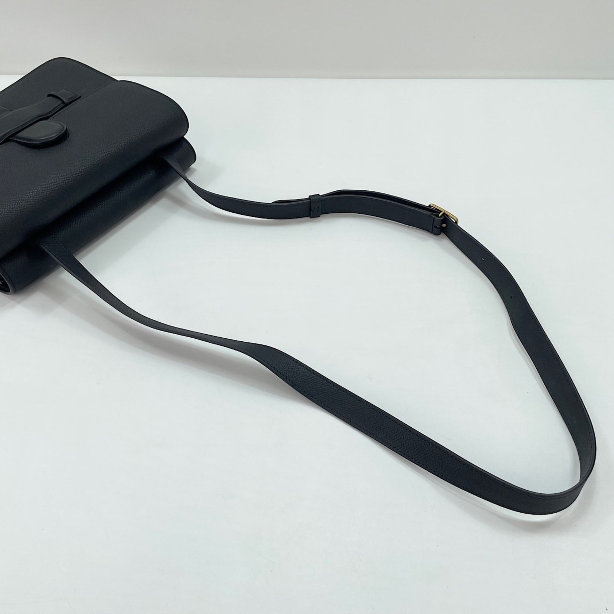 Celine Black Shoulder Bag (Pre-Owned)