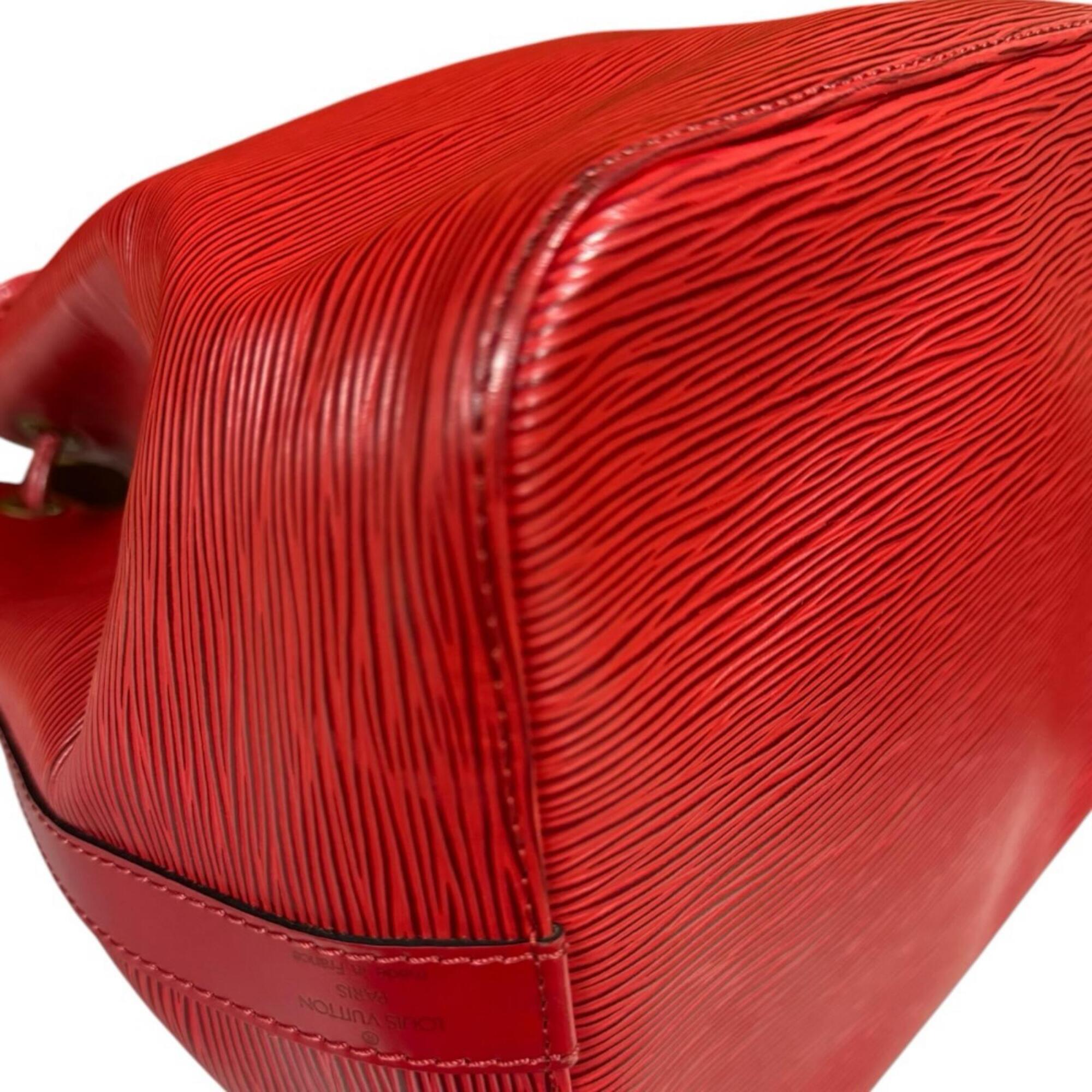 Louis Vuitton Castilian Red Red Color Epi Leather Shoulder Bag (Pre-Owned)