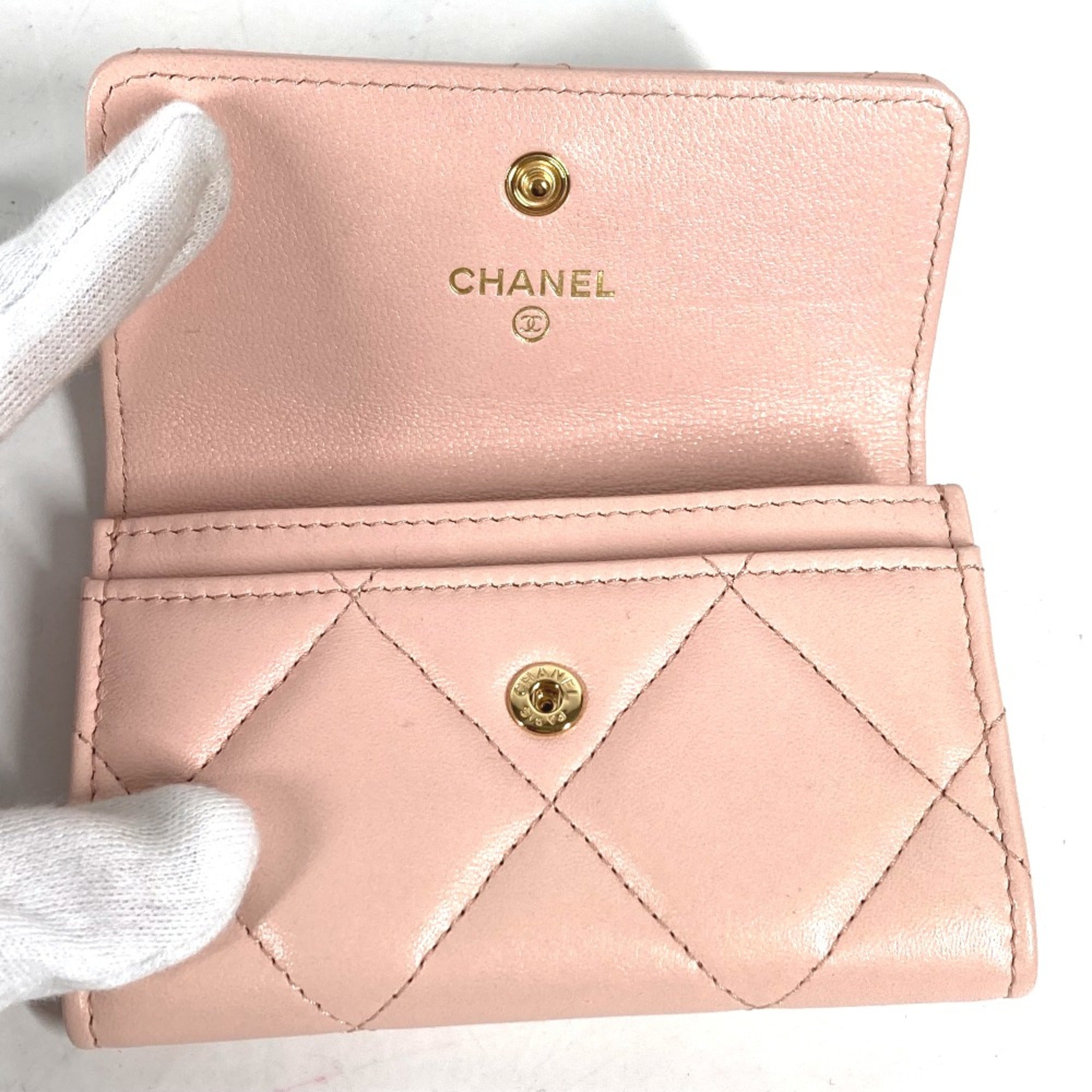 Chanel Pink Leather Coin Purse/Coin Case (Pre-Owned)