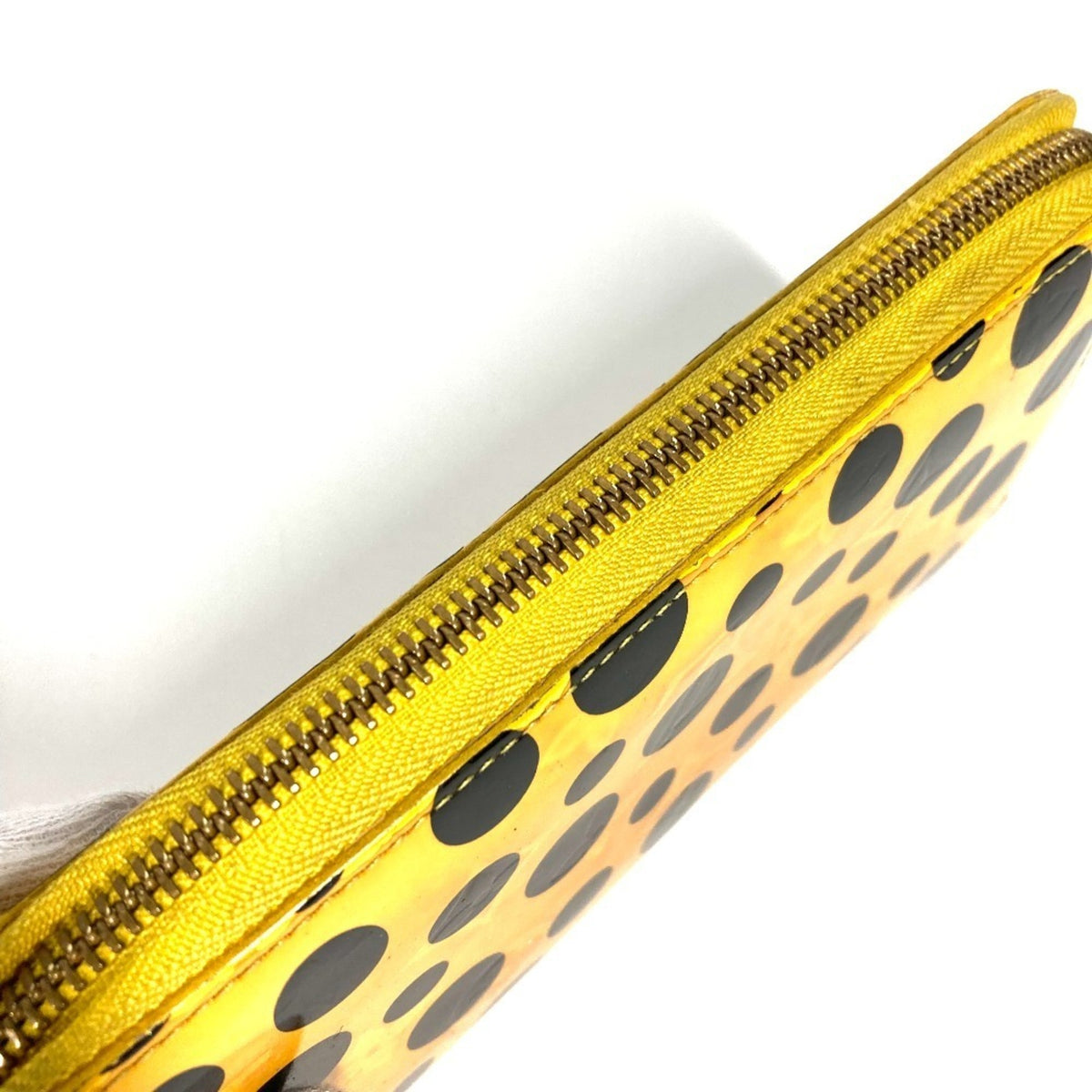 Louis Vuitton Dot Infinity (Yayoi Kusama) Black Yellow Patent Leather Long Wallet (Bi-Fold) (Pre-Owned)
