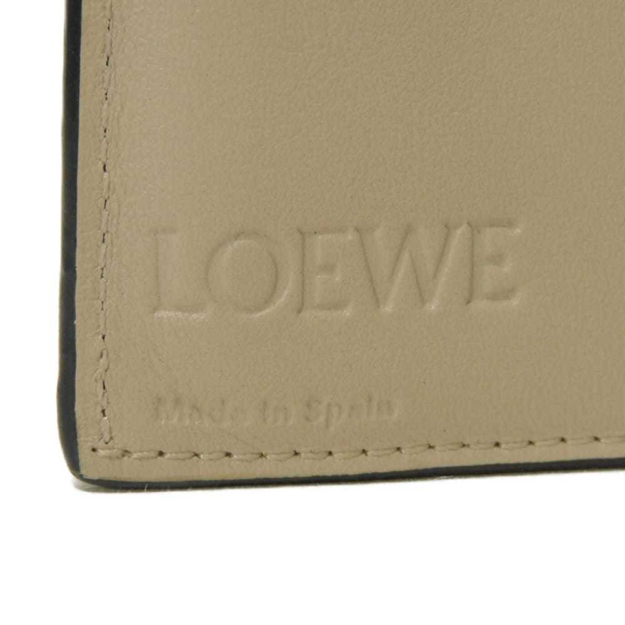 Loewe Green Leather Long Wallet (Bi-Fold) (Pre-Owned)