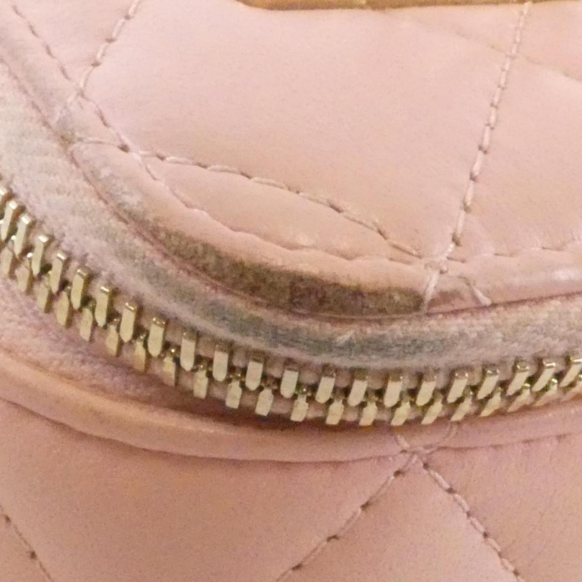 Chanel Pink Handbag (Pre-Owned)