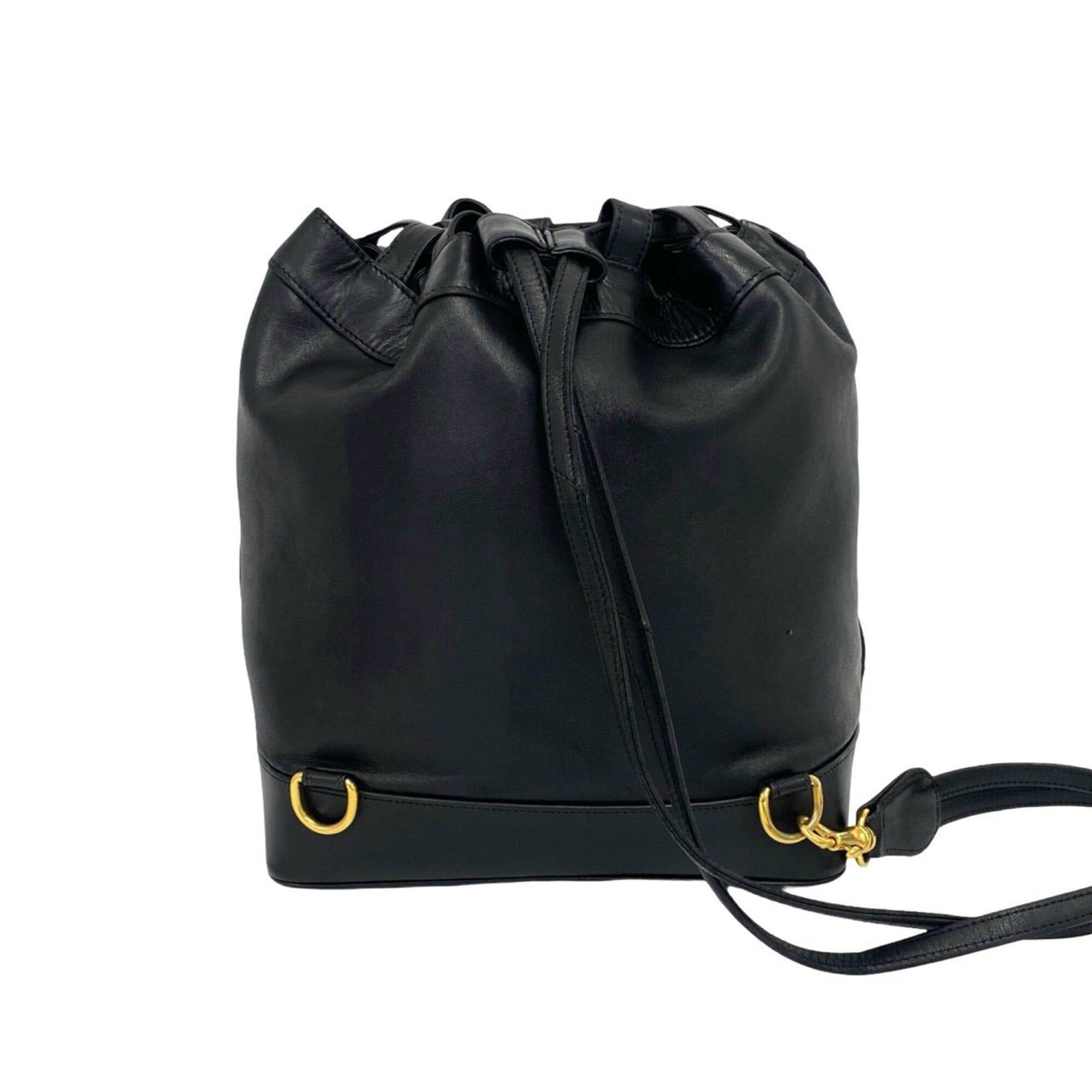 Chanel Black Leather Shoulder Bag (Pre-Owned)