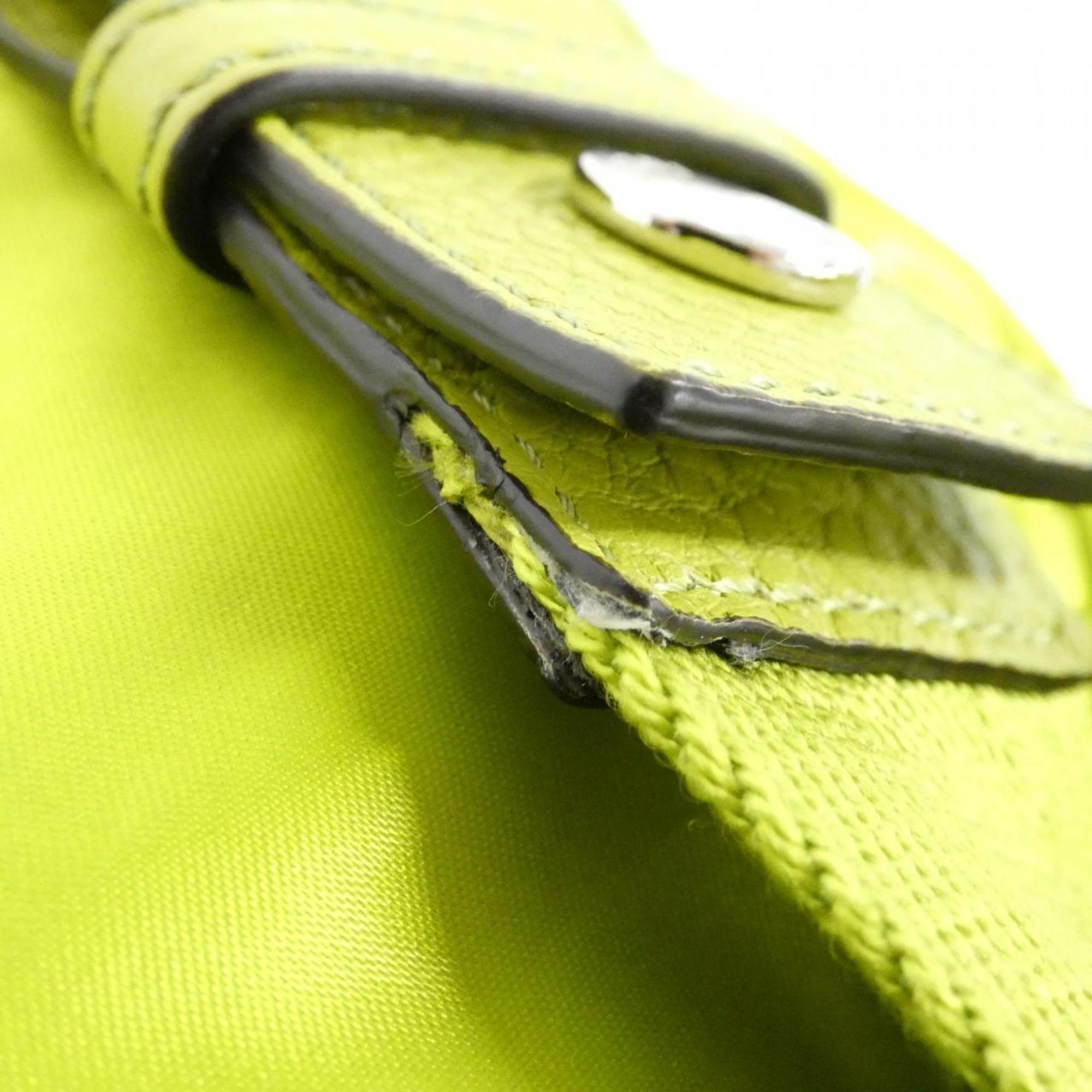 Fendi Green Nylon Shoulder Bag (Pre-Owned)
