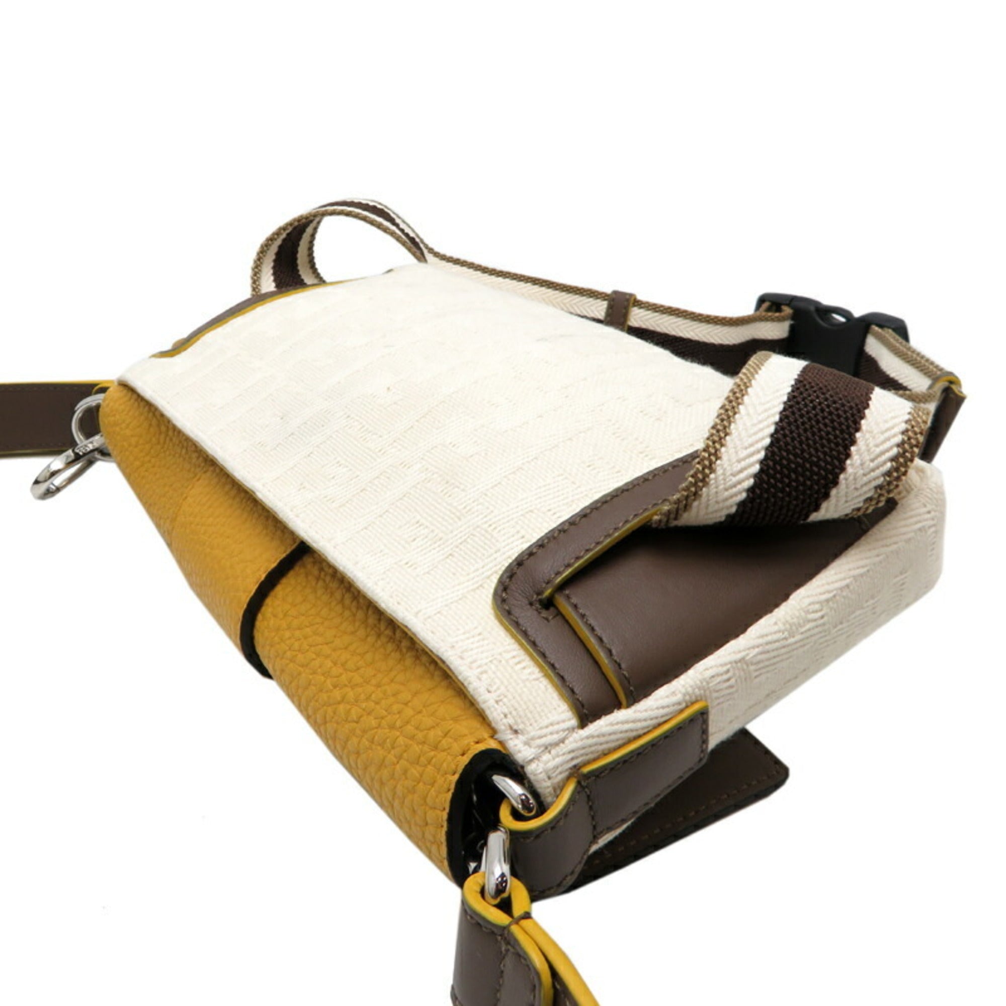 Fendi Dark Yellow Canvas Leather Shoulder Bag (Pre-Owned)