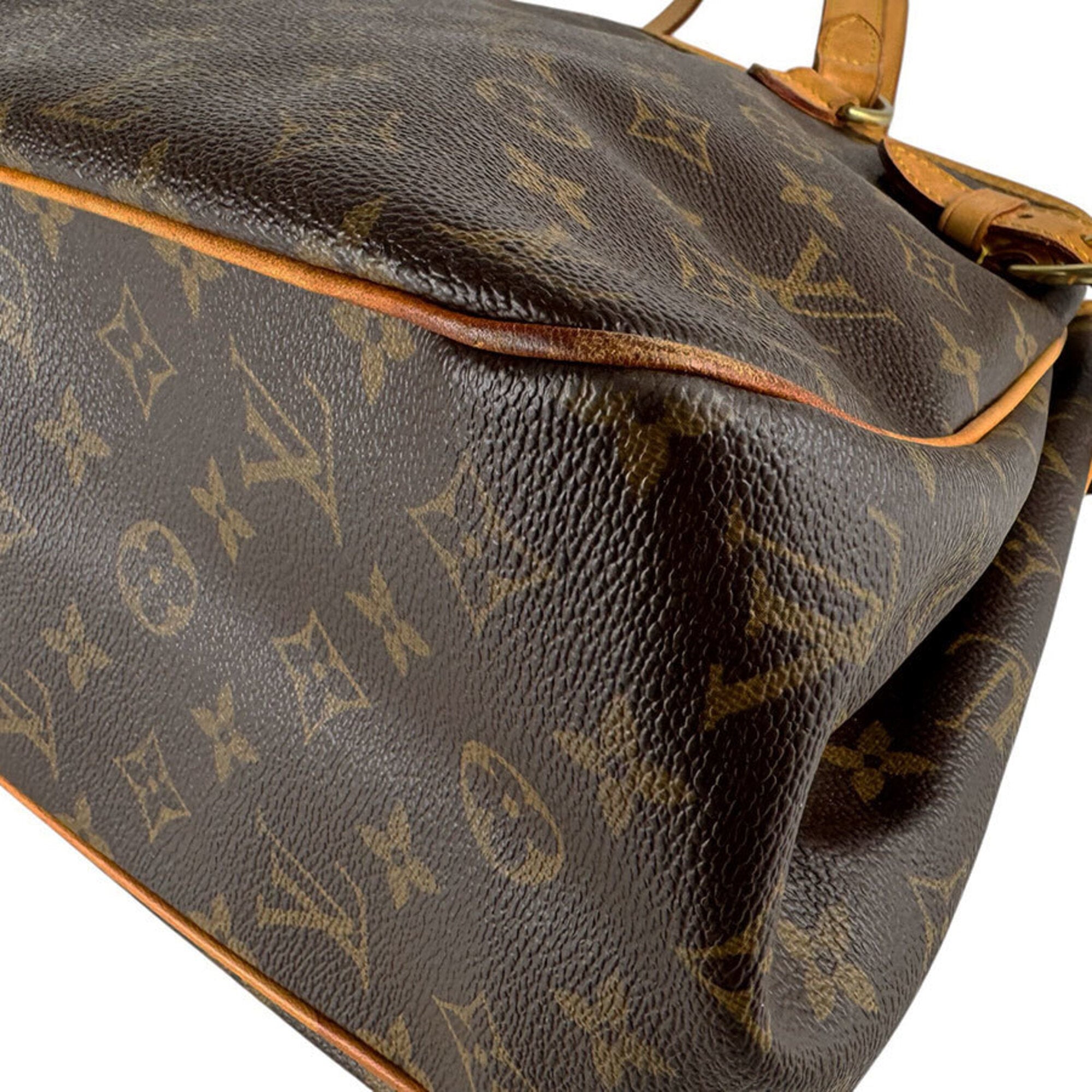 Louis Vuitton Brown Monogram Monogram Shoulder Bag (Pre-Owned)