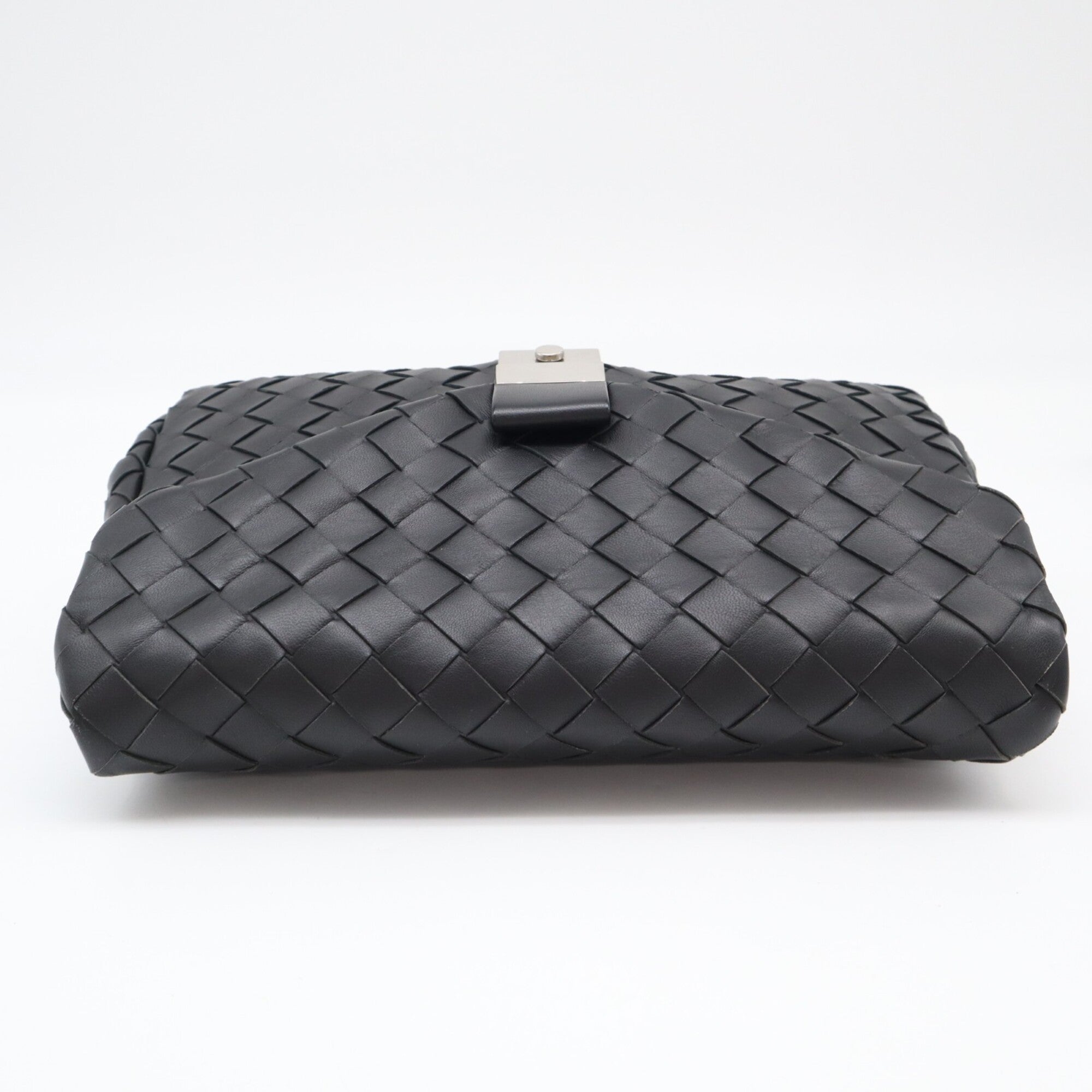 Bottega Veneta Intrecciato Black Leather Clutch Bag (Pre-Owned)