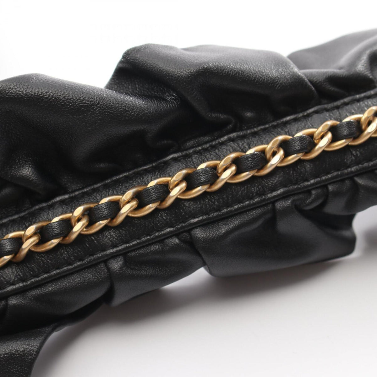 Chanel Black Leather Handbag Shoulder Bag (Pre-Owned)