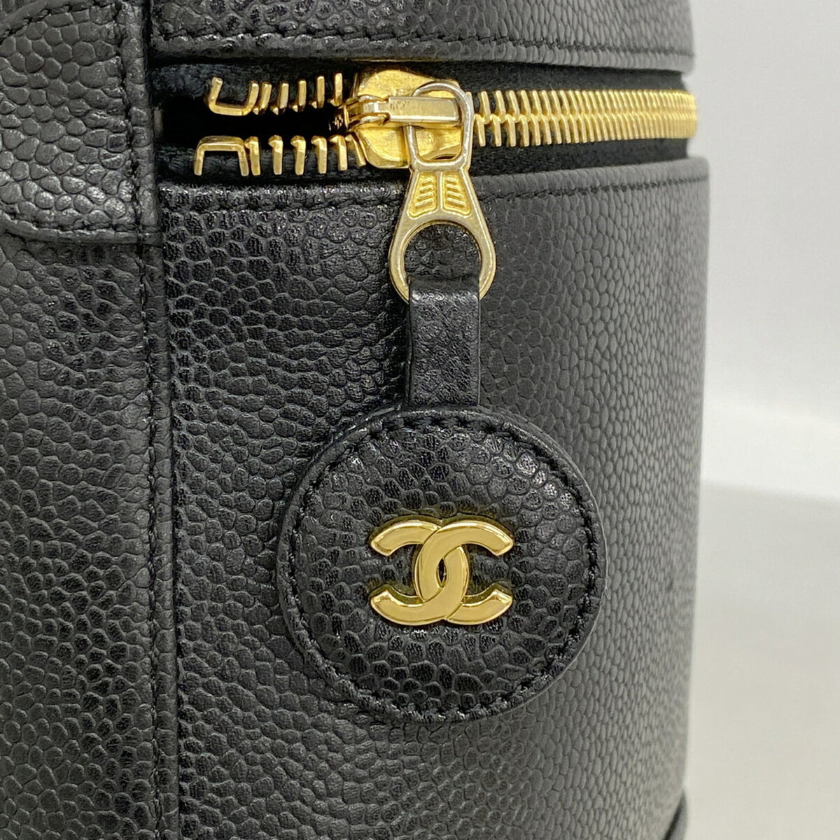 Chanel Black Grained Calfskin Vanity Bag (Pre-Owned)