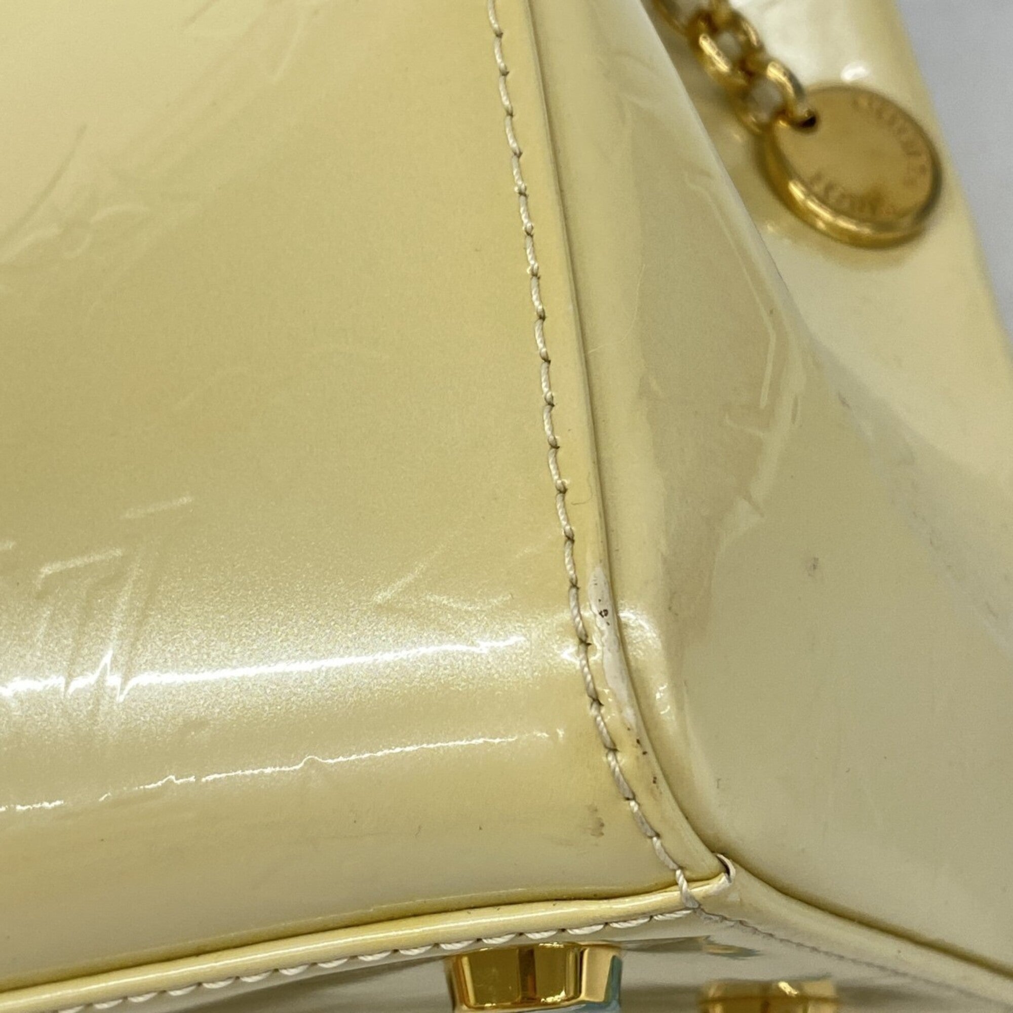 Louis Vuitton Blanc Corail Handbag (Pre-Owned)