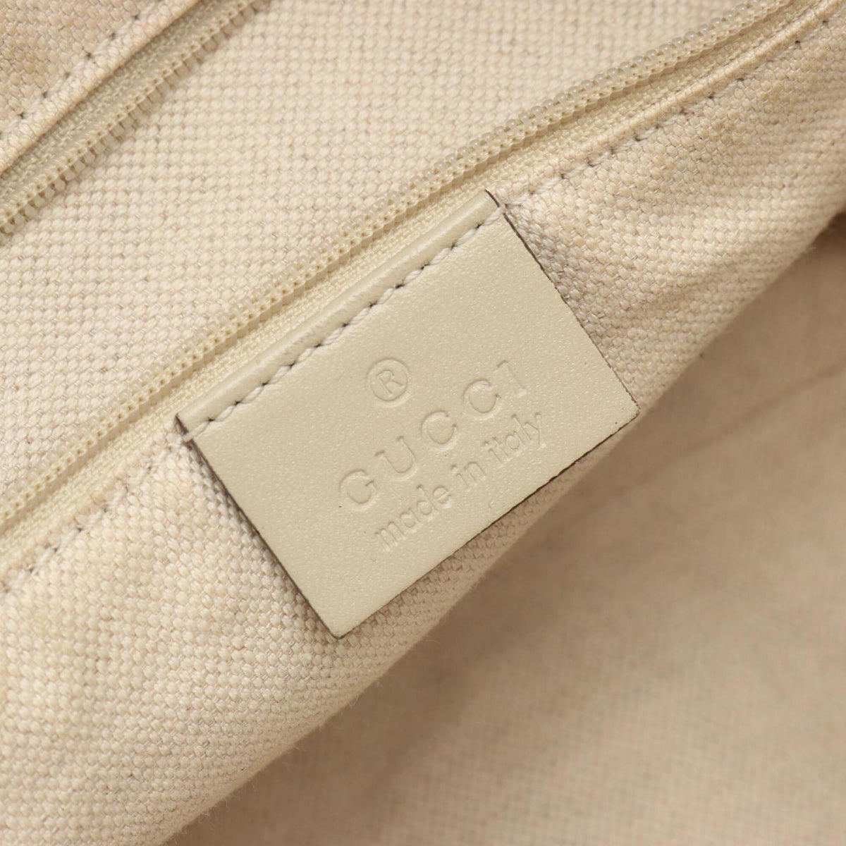 Gucci Beige Ivory Gg Canvas Leather Handbag (Pre-Owned)
