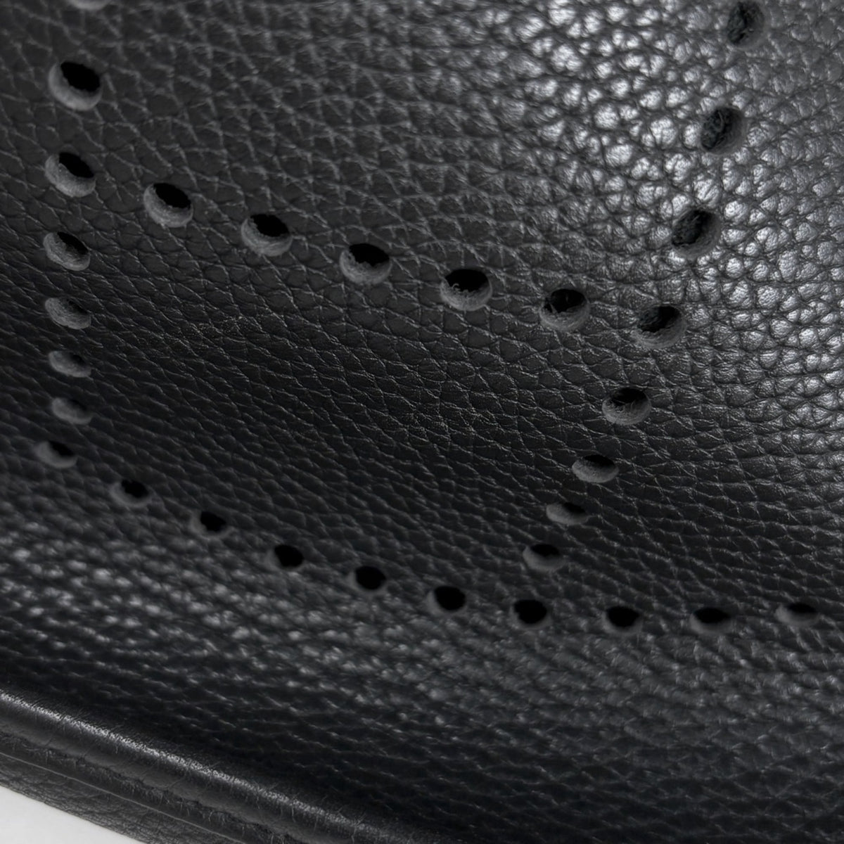 Hermes Evelyne Black Taurillon Clemence Leather Shoulder Bag (Pre-Owned)