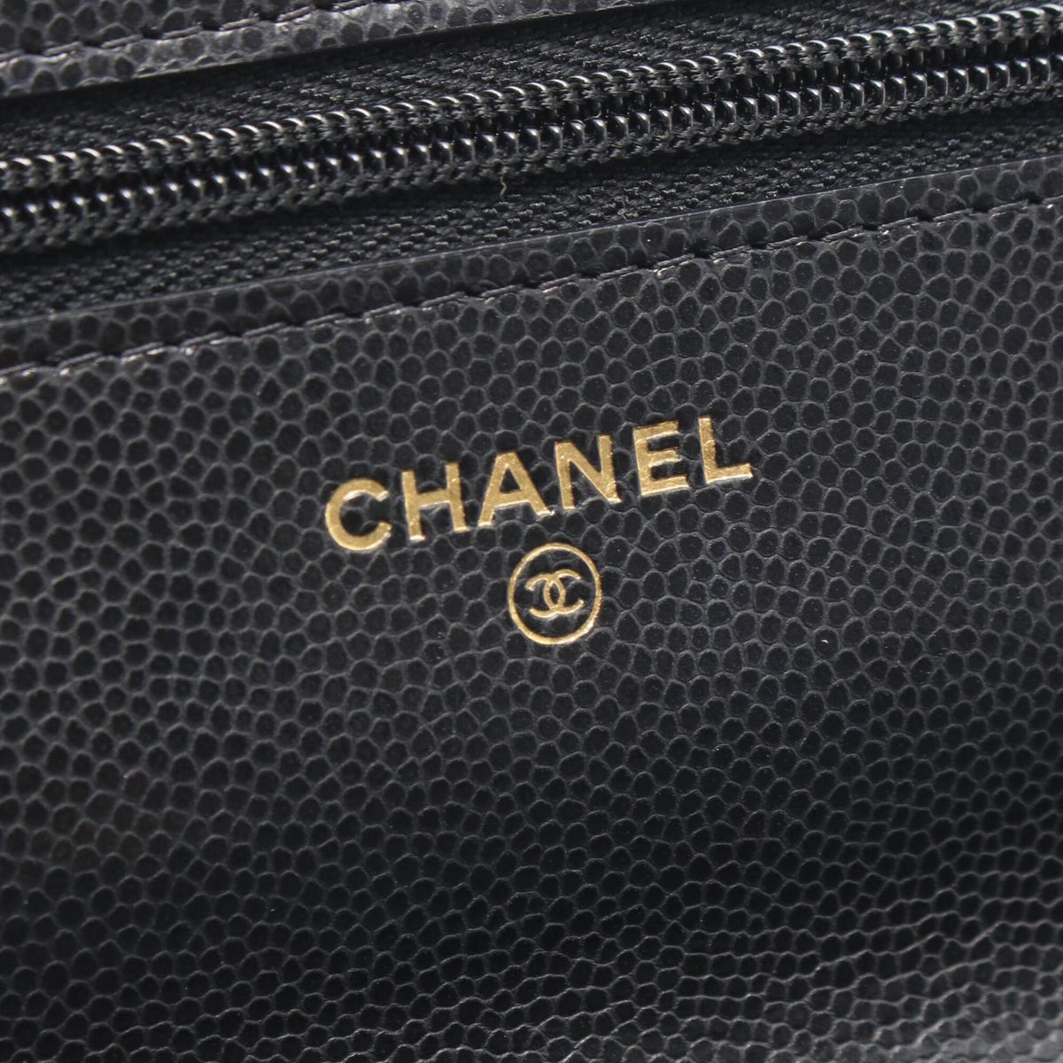 Chanel Black Grained Calfskin Handbag Shoulder Bag (Pre-Owned)