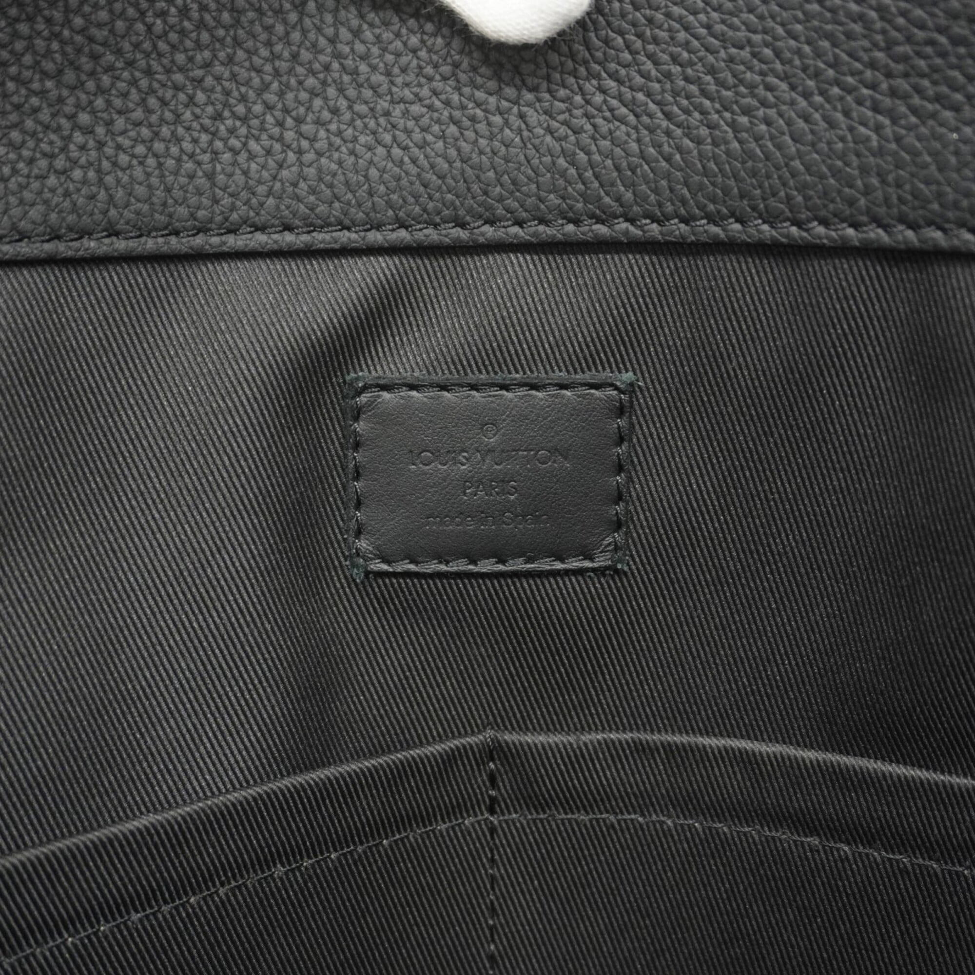 Louis Vuitton Black Tote Bag (Pre-Owned)