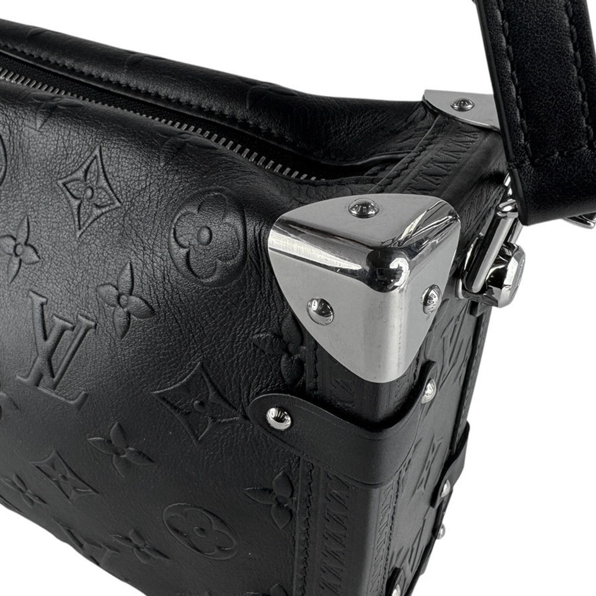 Louis Vuitton Black Monogram Leather Handbag Shoulder Bag (Pre-Owned)