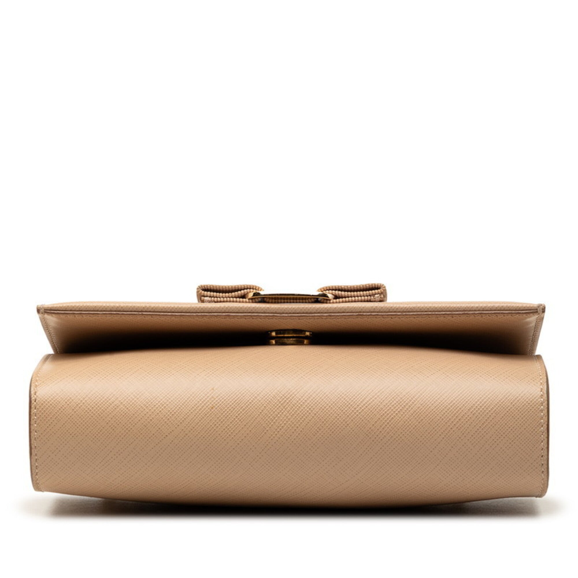 Salvatore Ferragamo Beige Leather Shoulder Bag (Pre-Owned)