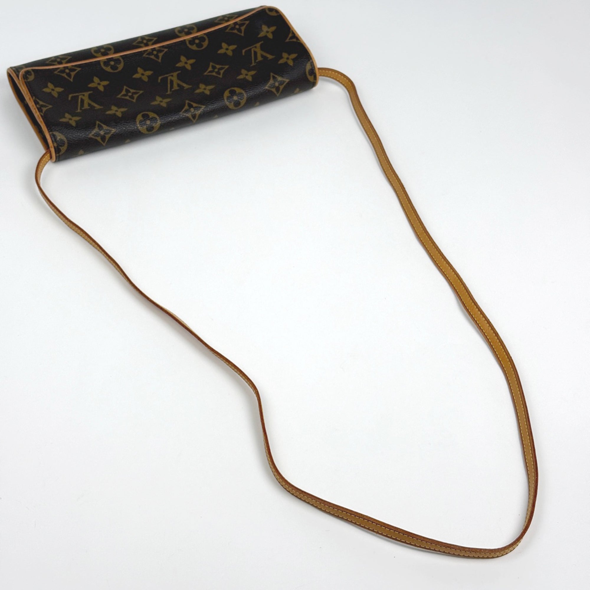 Louis Vuitton Brown Monogram Monogram Clutch Bag Pochette Shoulder Bag (Pre-Owned)