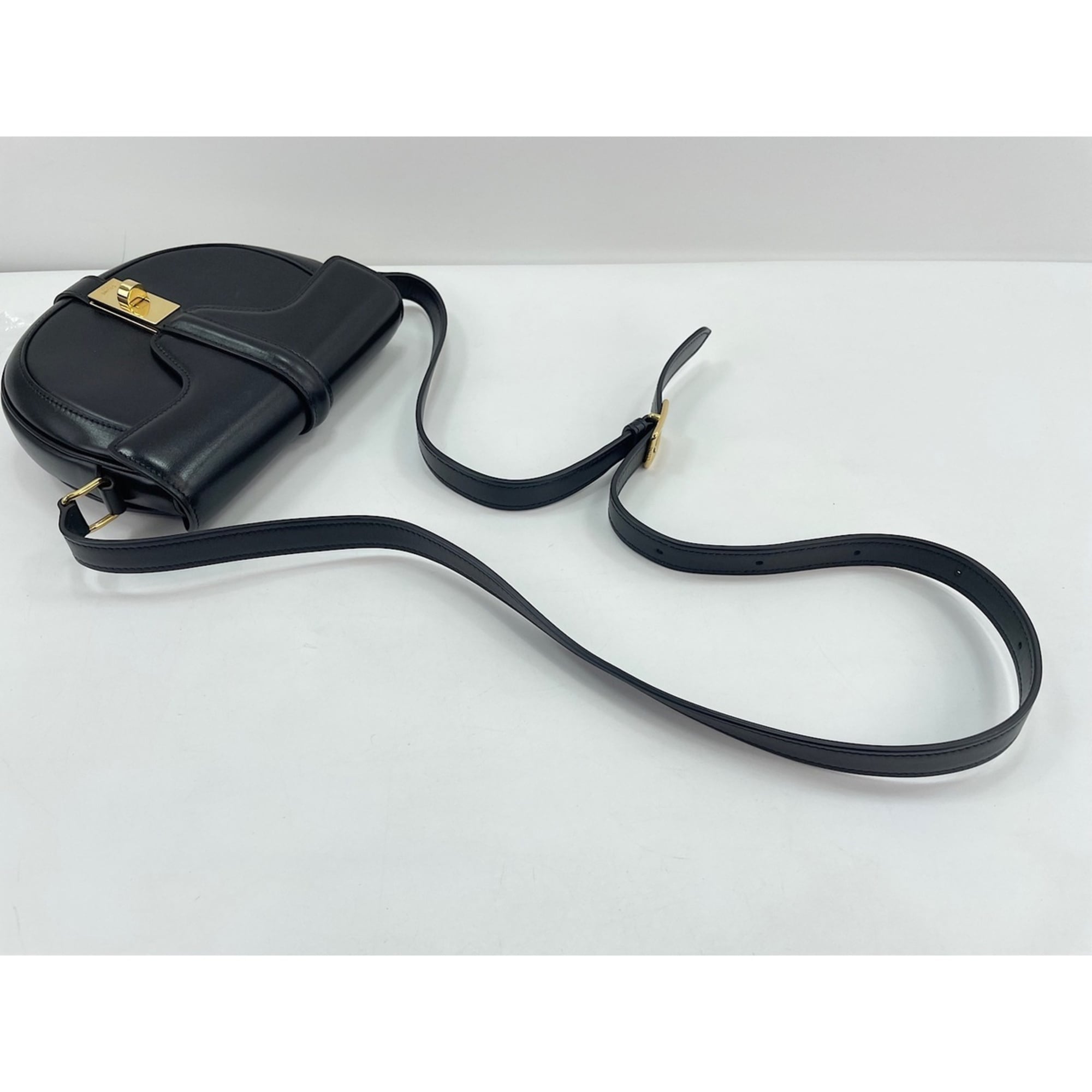 Celine Black Shoulder Bag (Pre-Owned)
