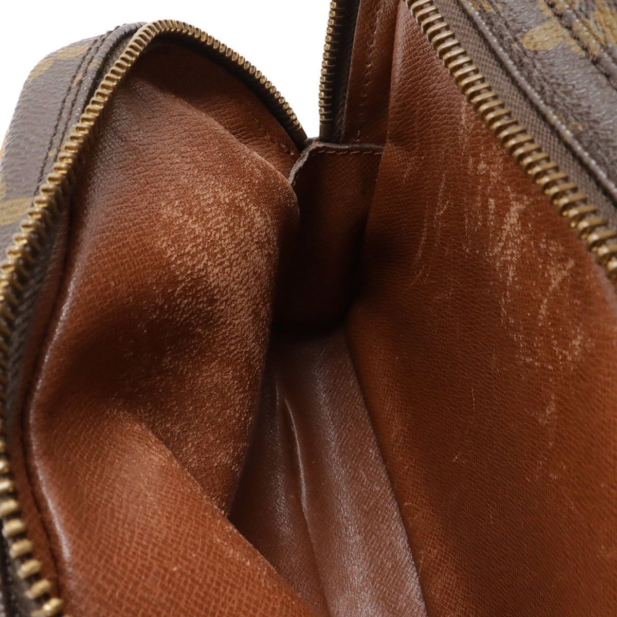 Louis Vuitton Brown Monogram Monogram Pochette Shoulder Bag (Pre-Owned)