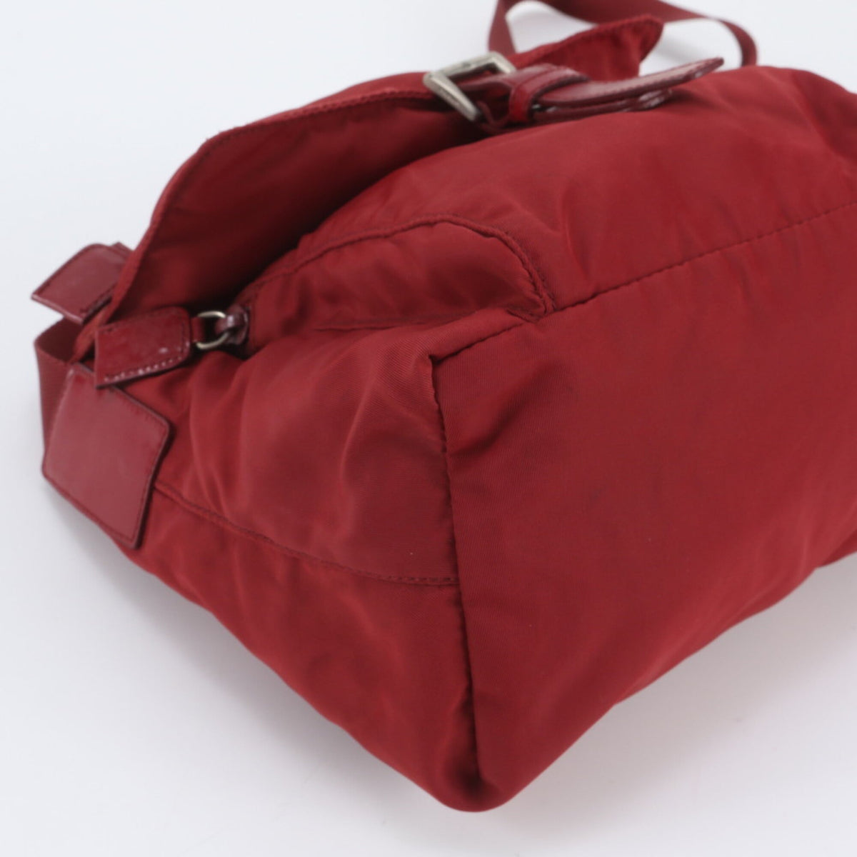 Prada Red Color Wine Leather Nylon Shoulder Bag (Pre-Owned)
