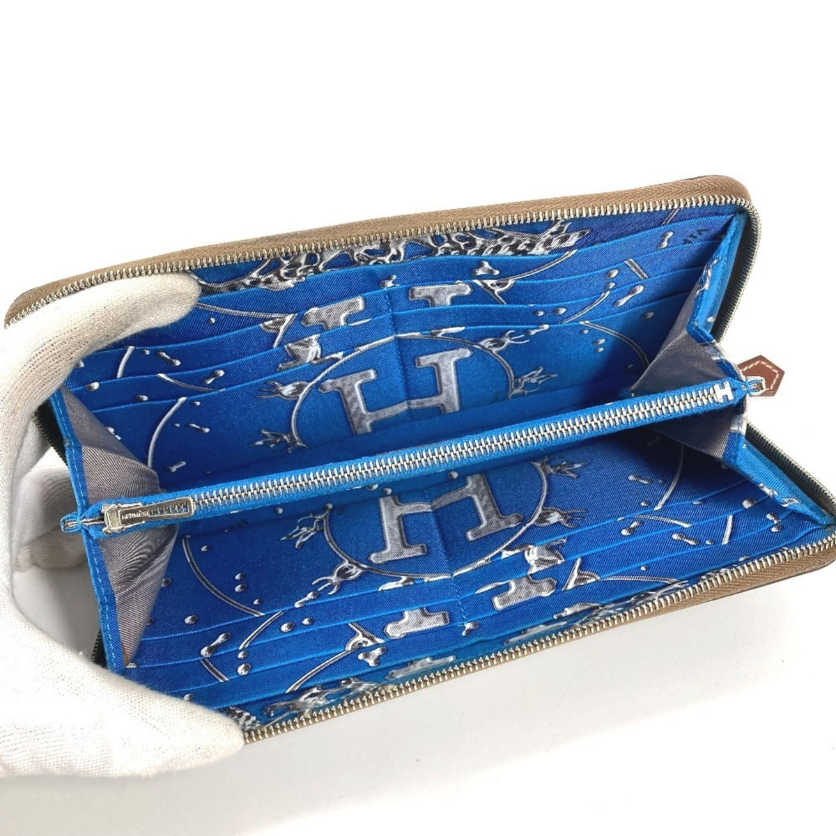 Hermes Silk'in Gray Epsom Leather Long Wallet (Bi-Fold) (Pre-Owned)