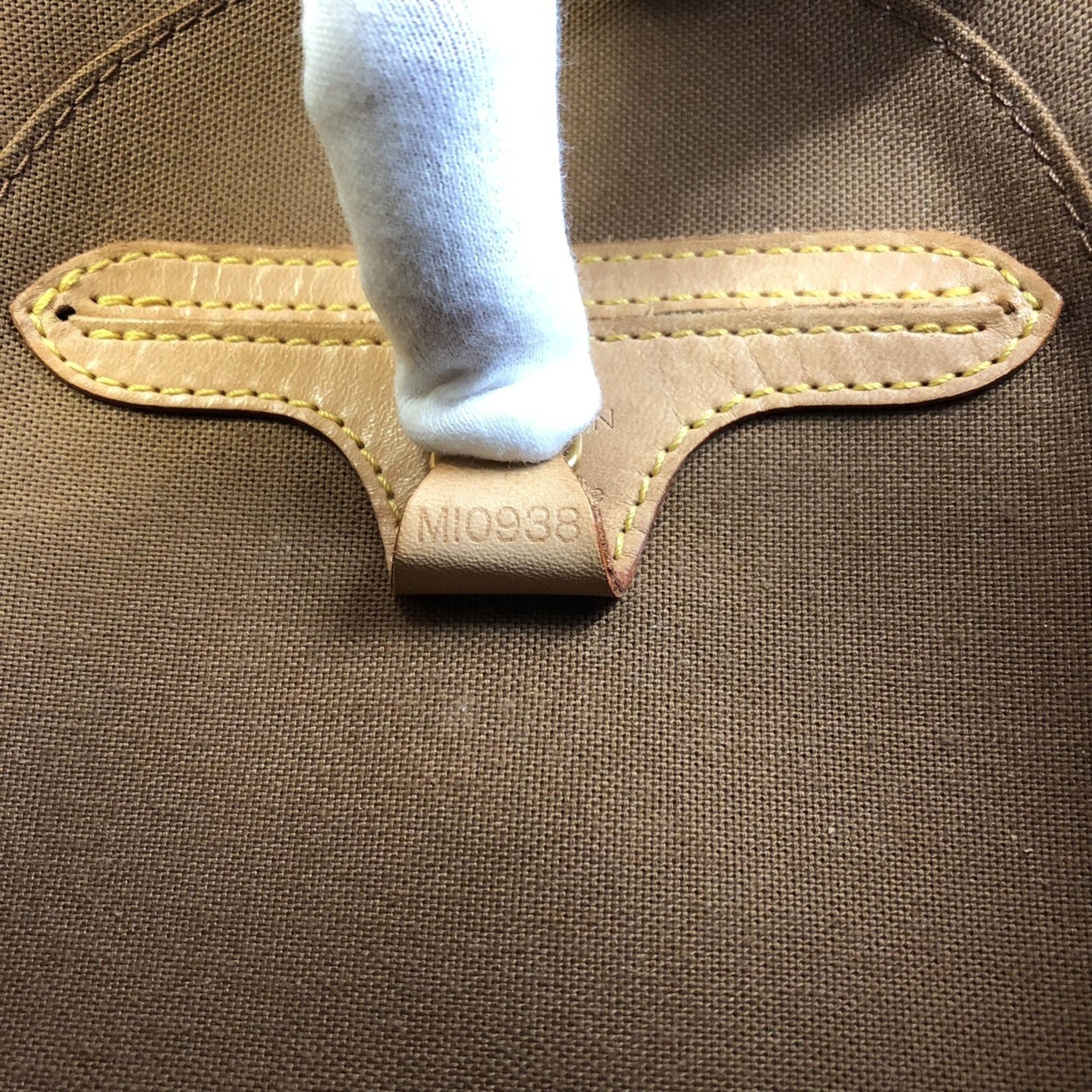 Louis Vuitton Brown Monogram Monogram Handbag (Pre-Owned)