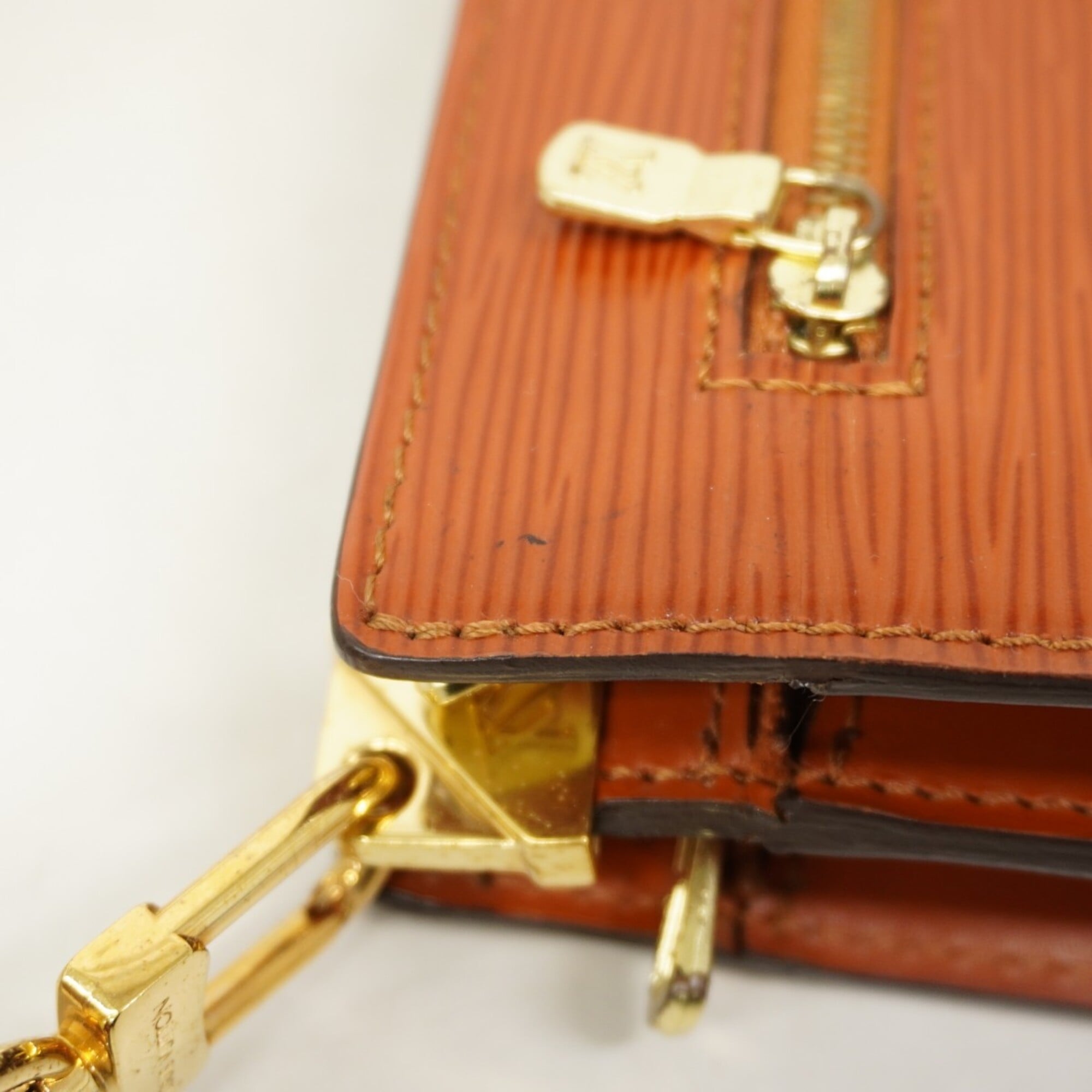 Louis Vuitton Kenyan Brown Shoulder Bag (Pre-Owned)