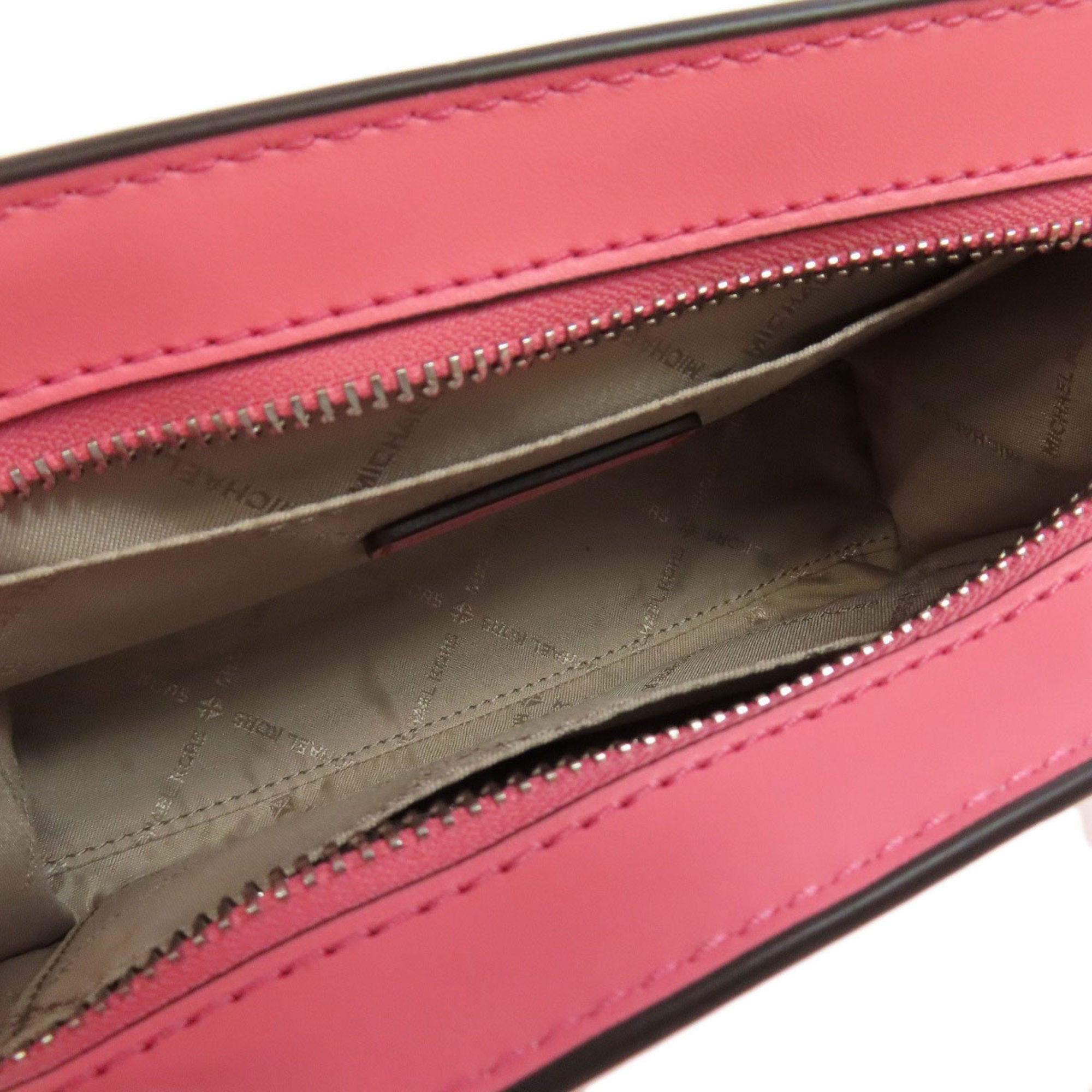 Michael Kors Pink Pvc Shoulder Bag (Pre-Owned)