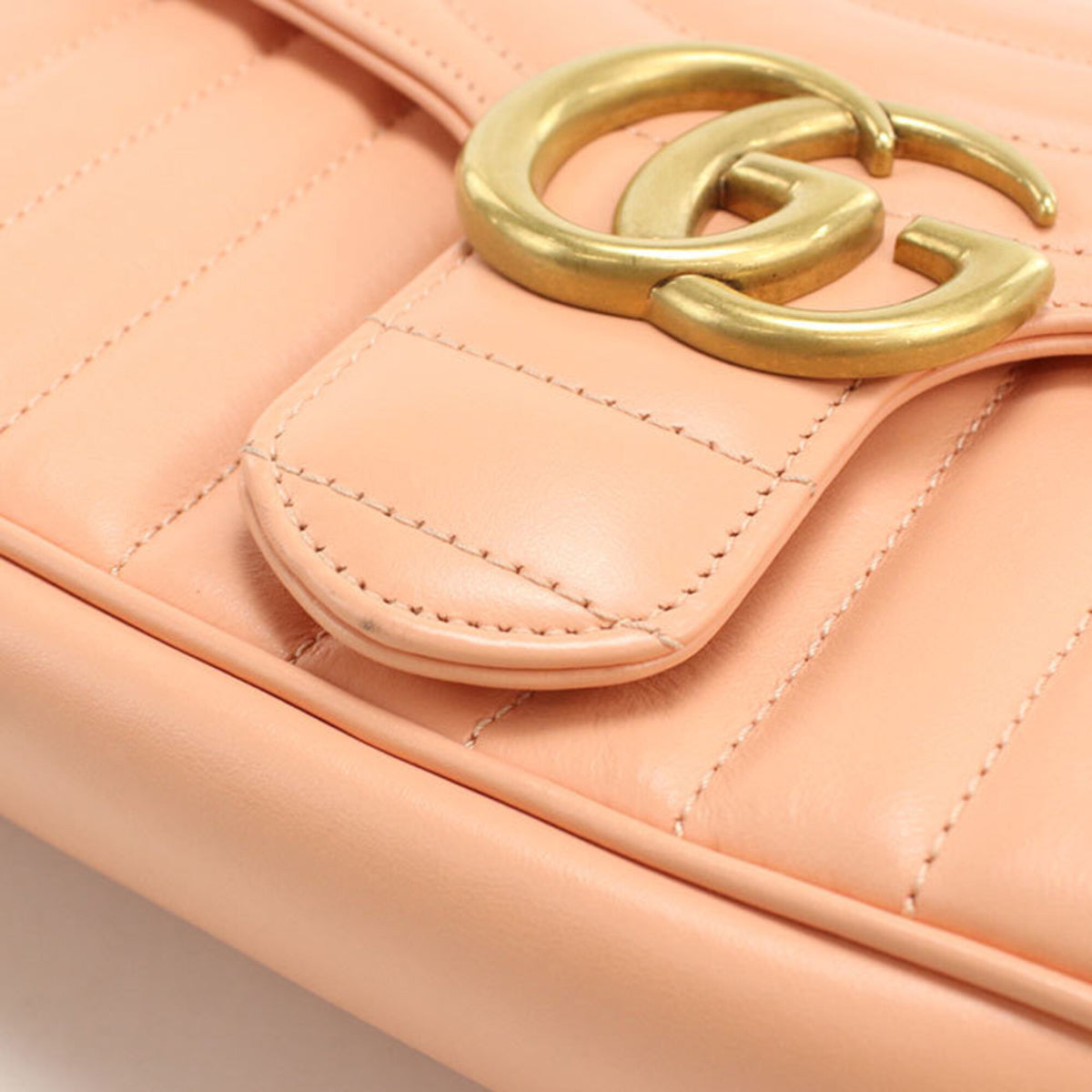 Gucci Pink Leather Shoulder Bag (Pre-Owned)