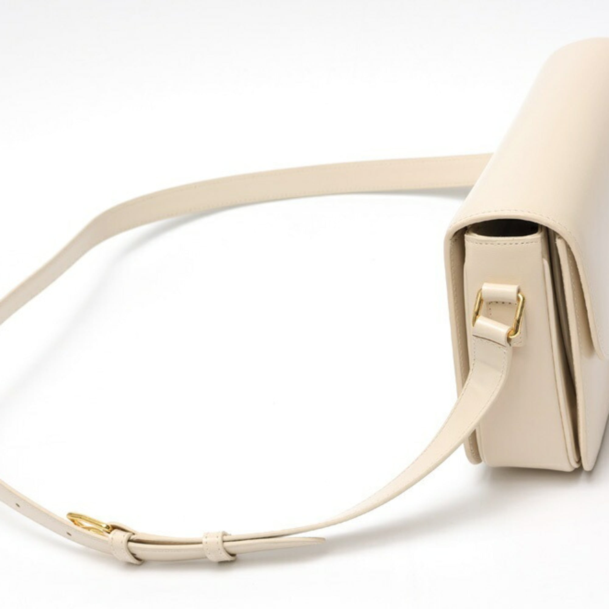 Celine Ivory Leather Shoulder Bag (Pre-Owned)