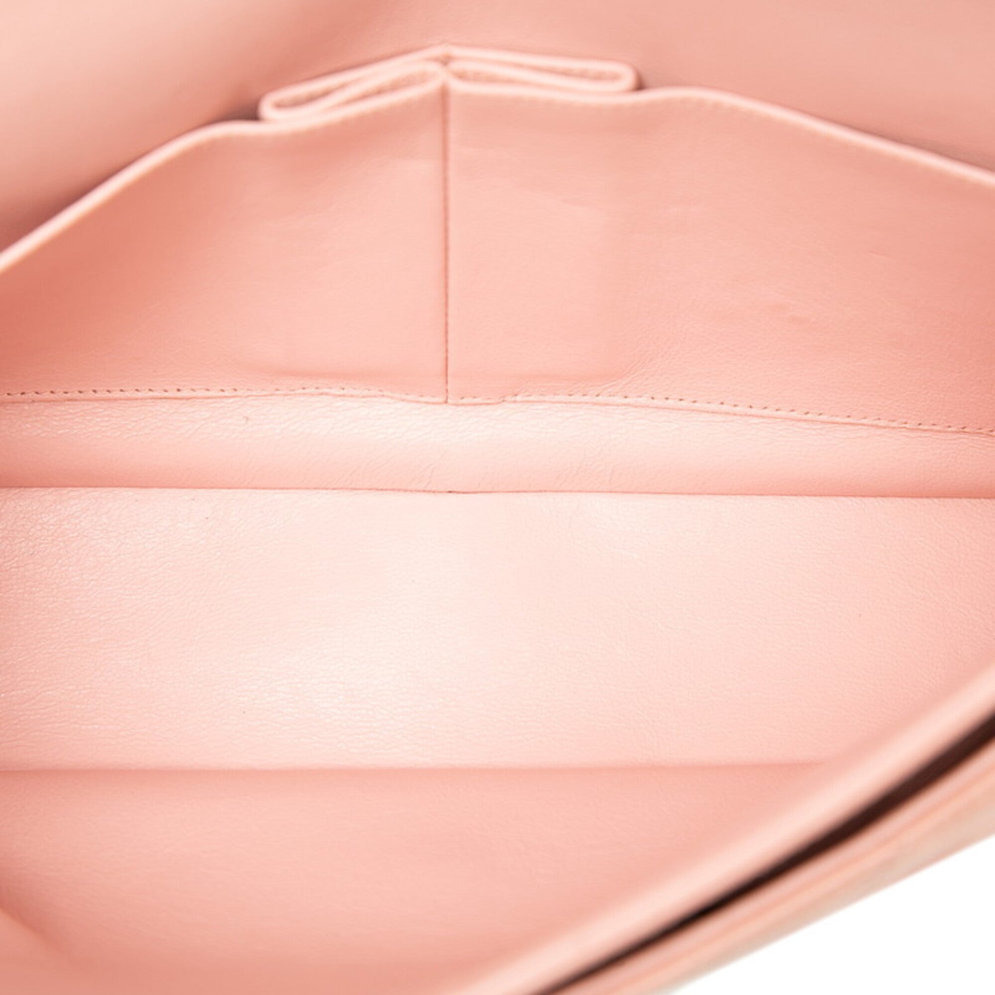 Chanel Pink Leather Shoulder Bag (Pre-Owned)