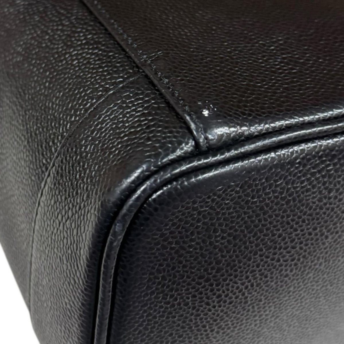 Chanel Black Grained Calfskin Handbag Vanity Bag (Pre-Owned)