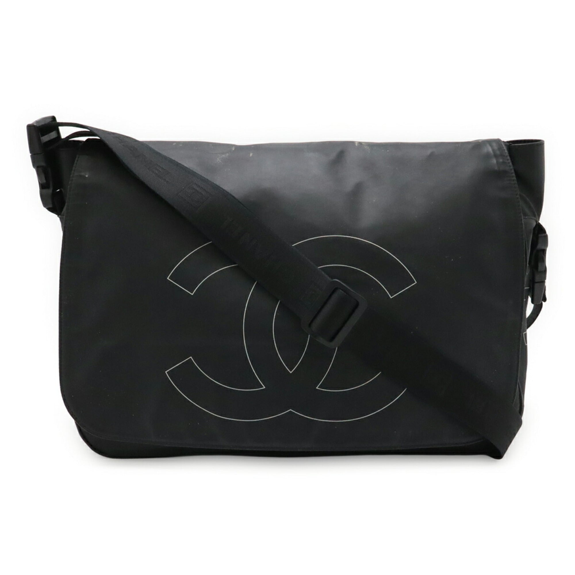 Chanel Black Rubber Messenger Bag Shoulder Bag (Pre-Owned)