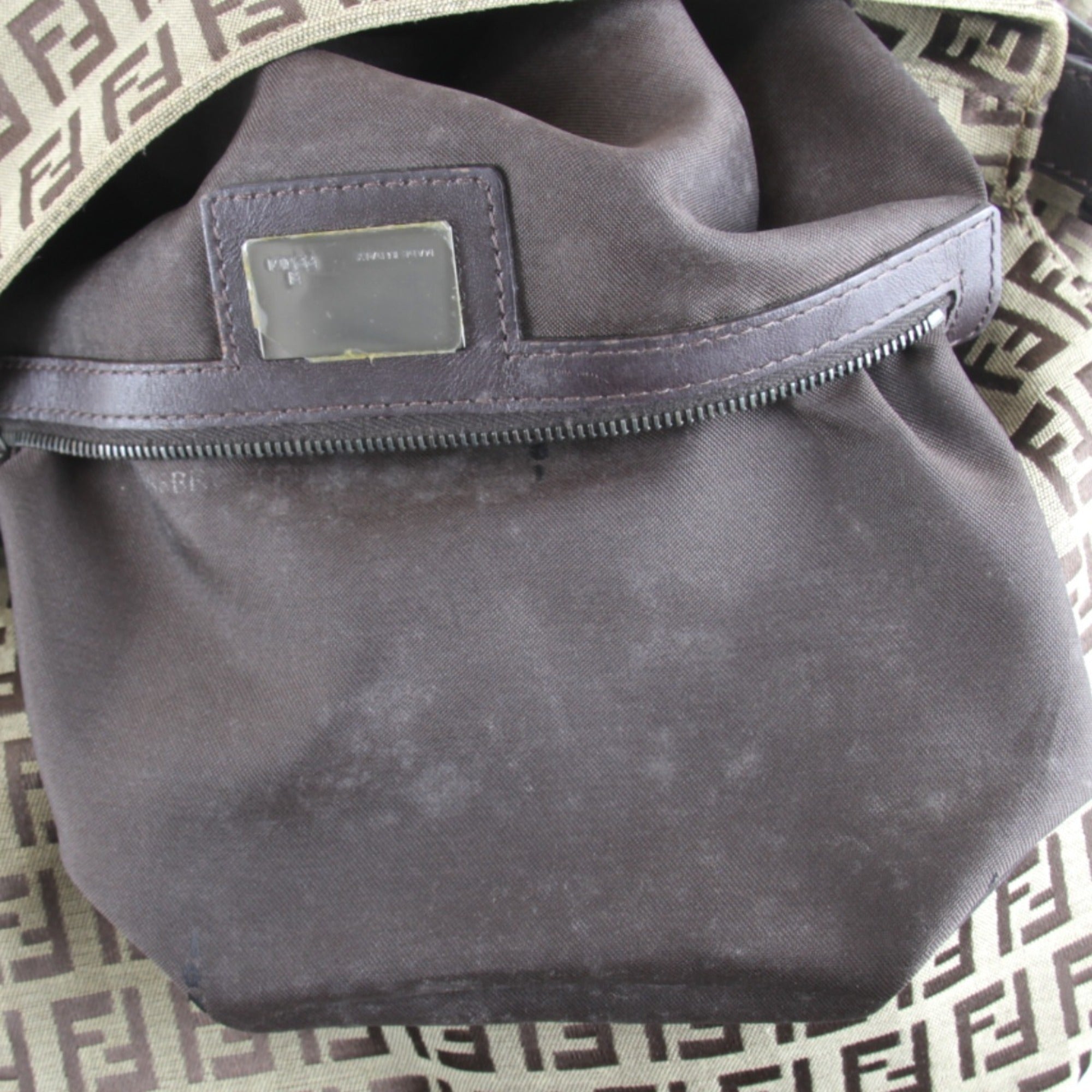 Fendi Beige Zucchino Shoulder Bag (Pre-Owned)