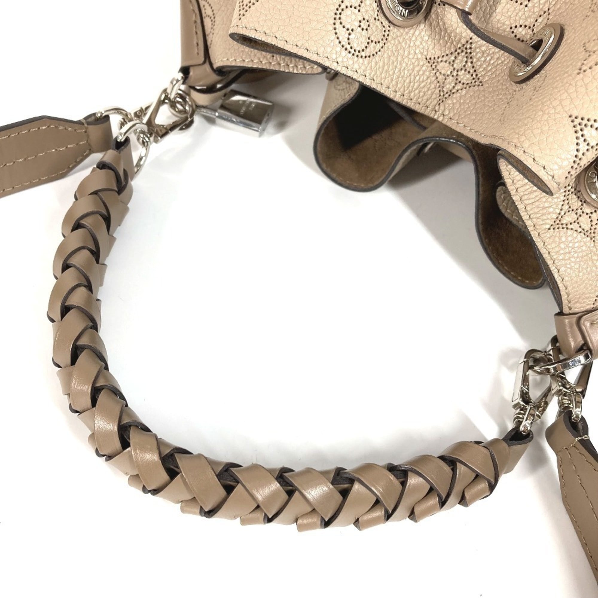 Louis Vuitton Beige Monogram Leather Handbag Shoulder Bag (Pre-Owned)