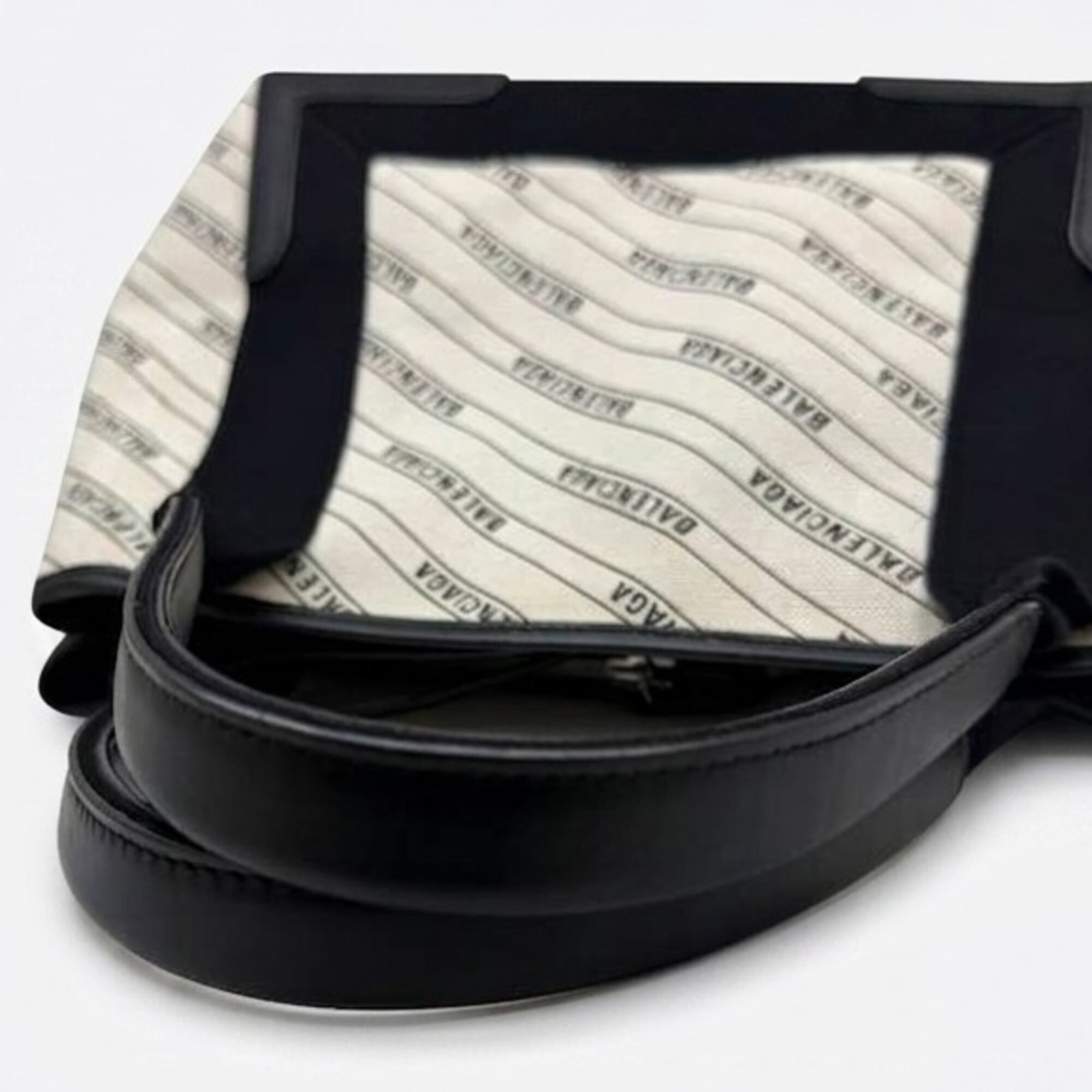 Balenciaga Black Ivory Canvas Leather Handbag Pouch (Pre-Owned)