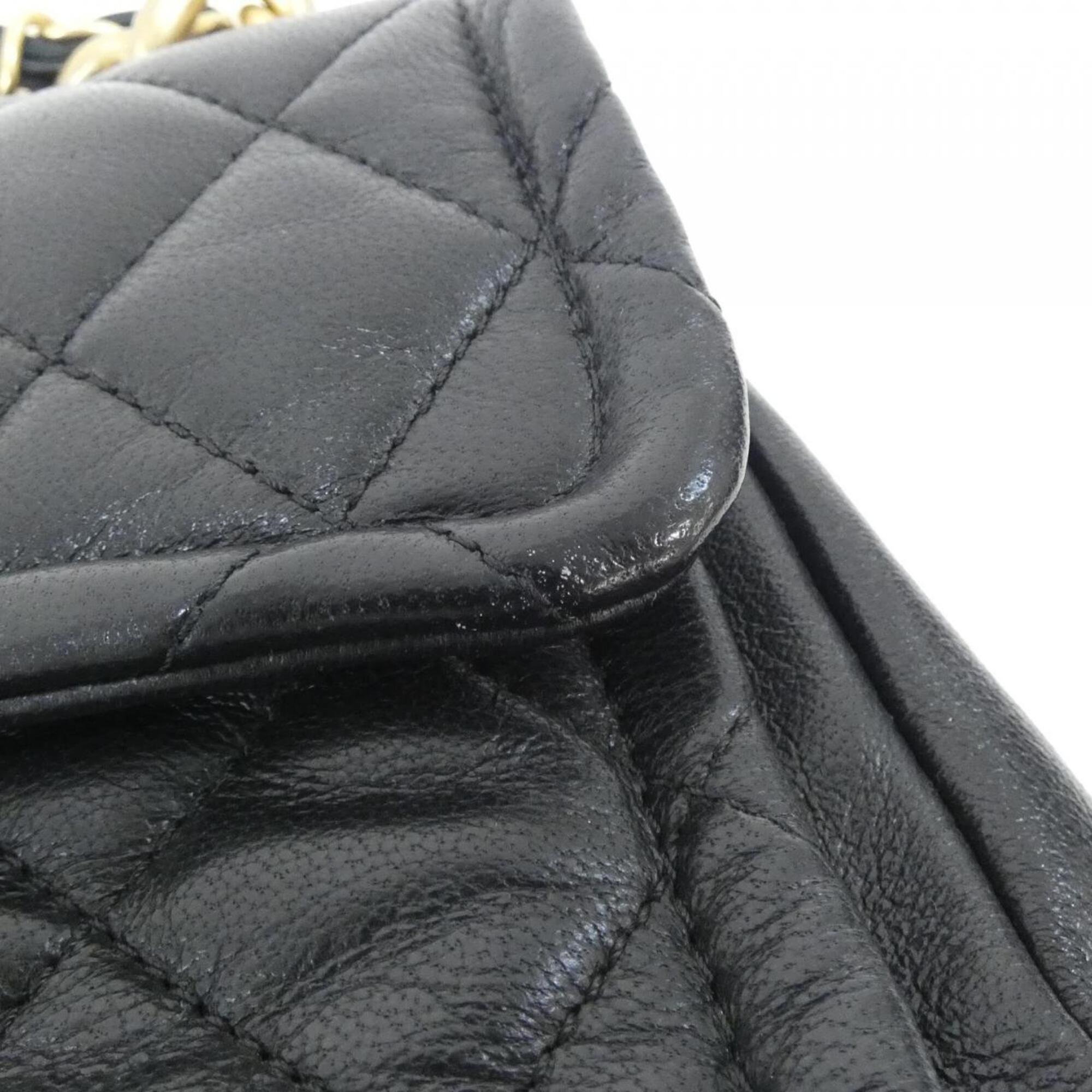 Chanel Black Leather Handbag (Pre-Owned)